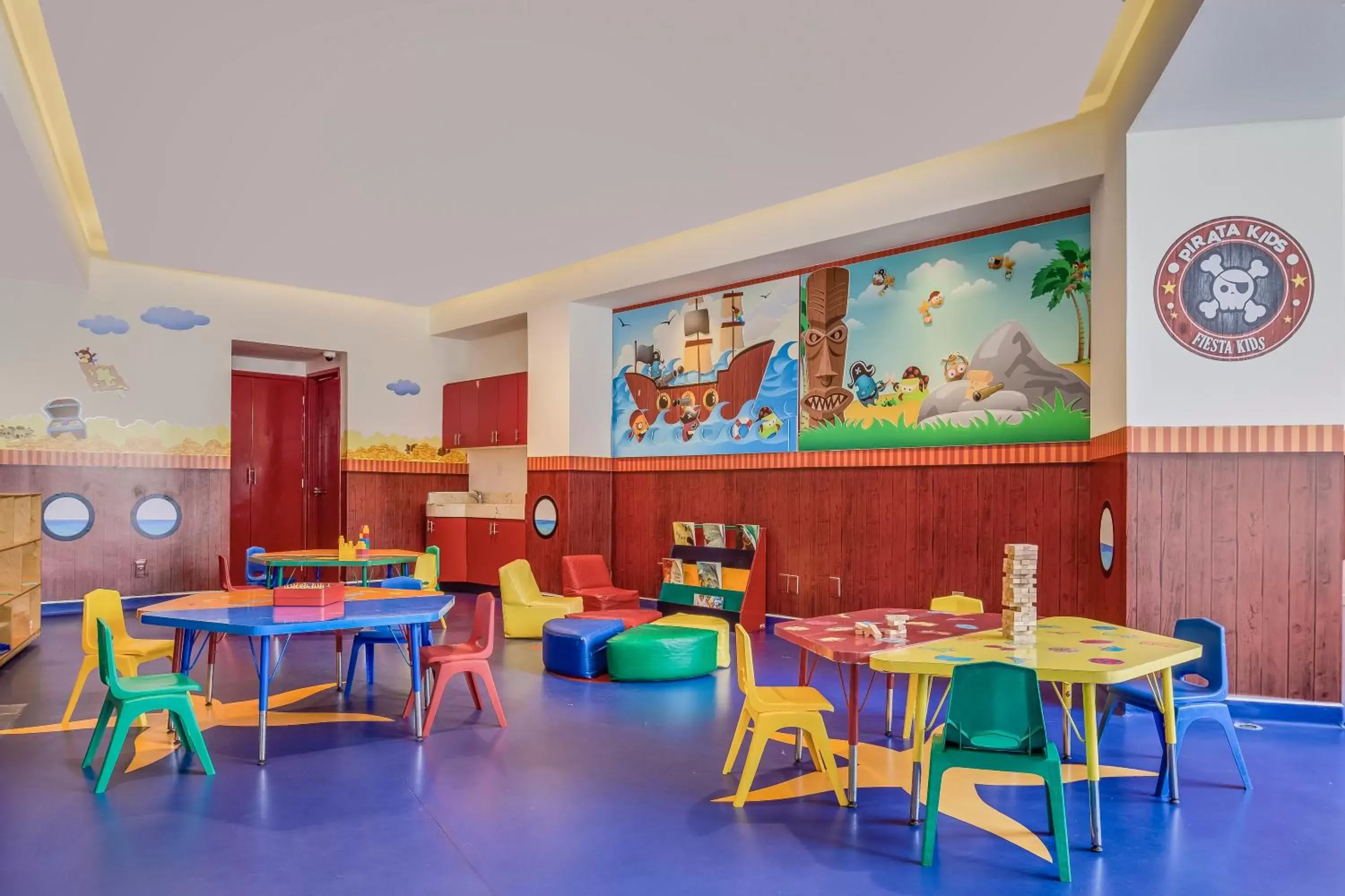 Game Room, Restaurant/Places to Eat in Fiesta Americana Cancun Villas
