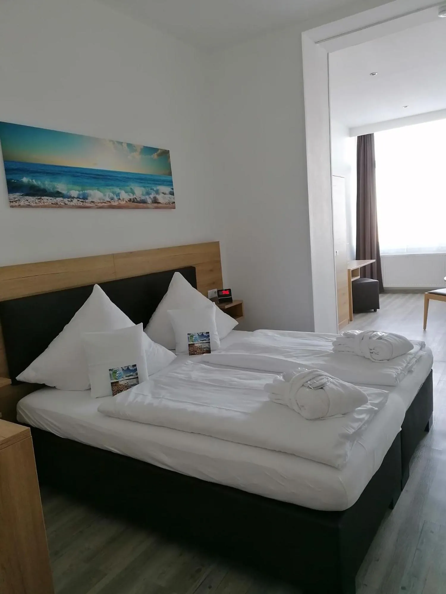 Bed in Nordsee Hotel Borkum