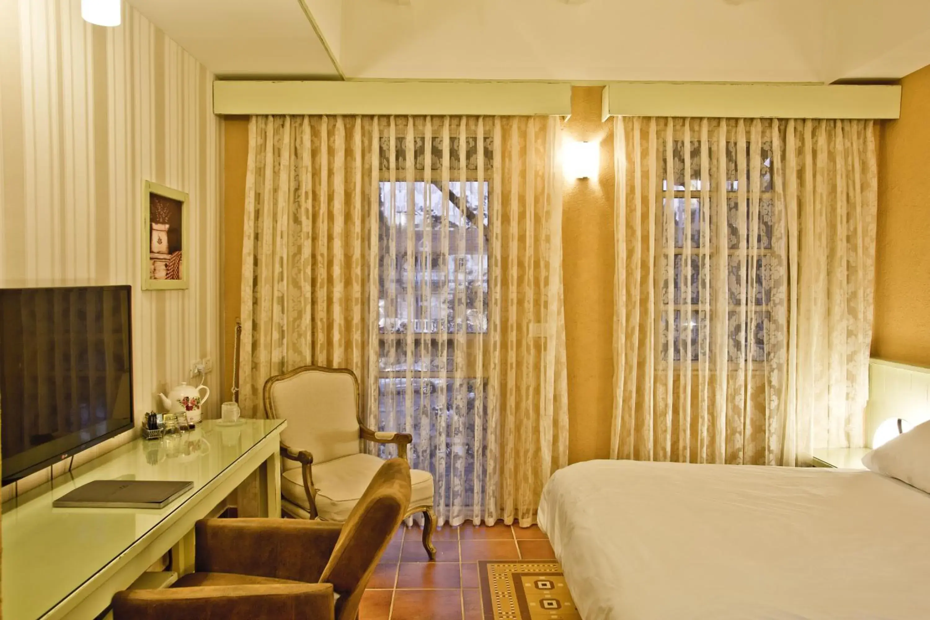 Photo of the whole room in Templer's House Boutique hotel