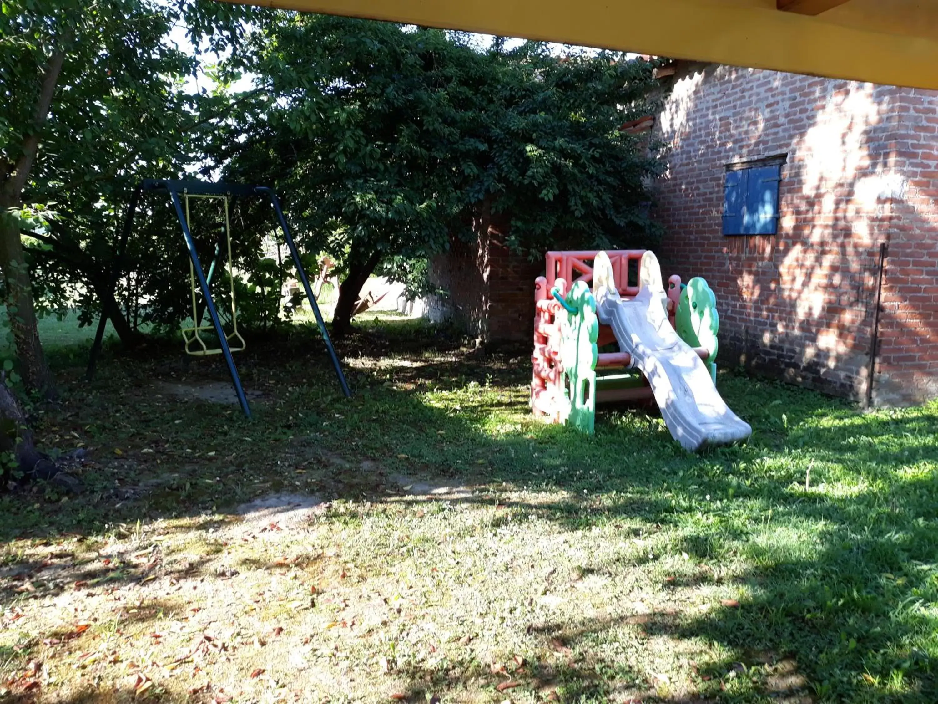 Children's Play Area in Barone Rosso