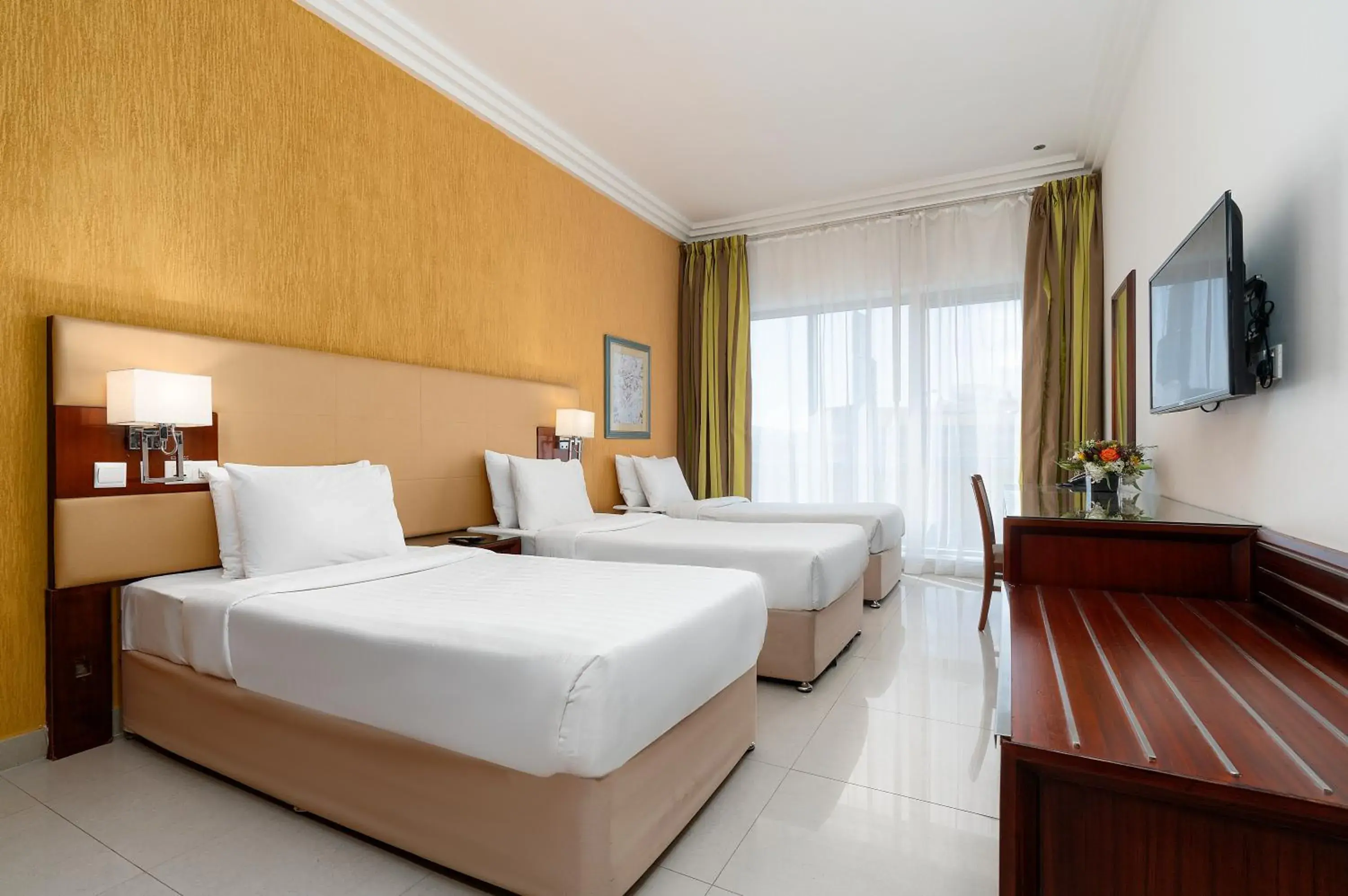 Bed in Star Metro Deira Hotel Apartments