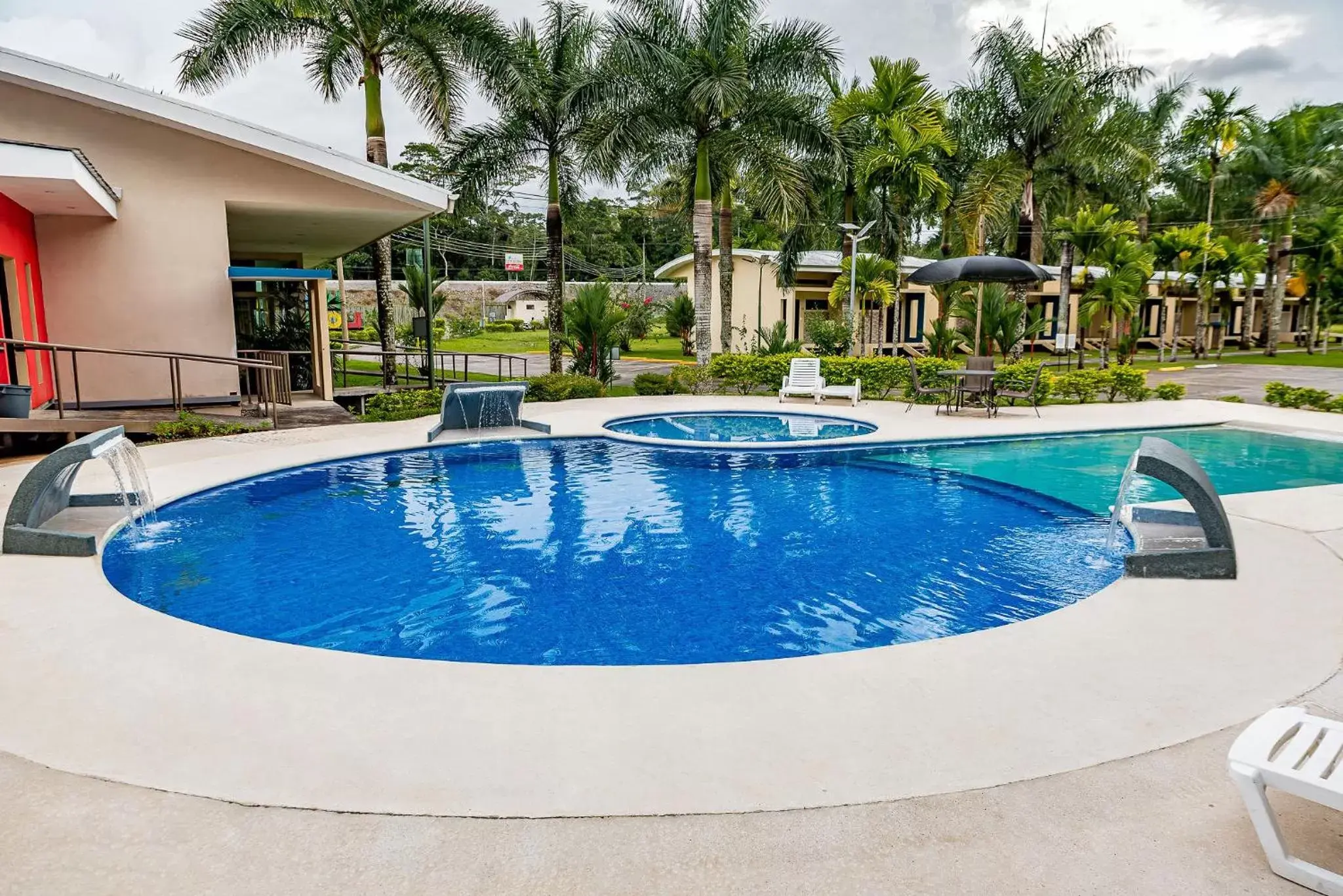 Swimming Pool in Hotel Los Rios
