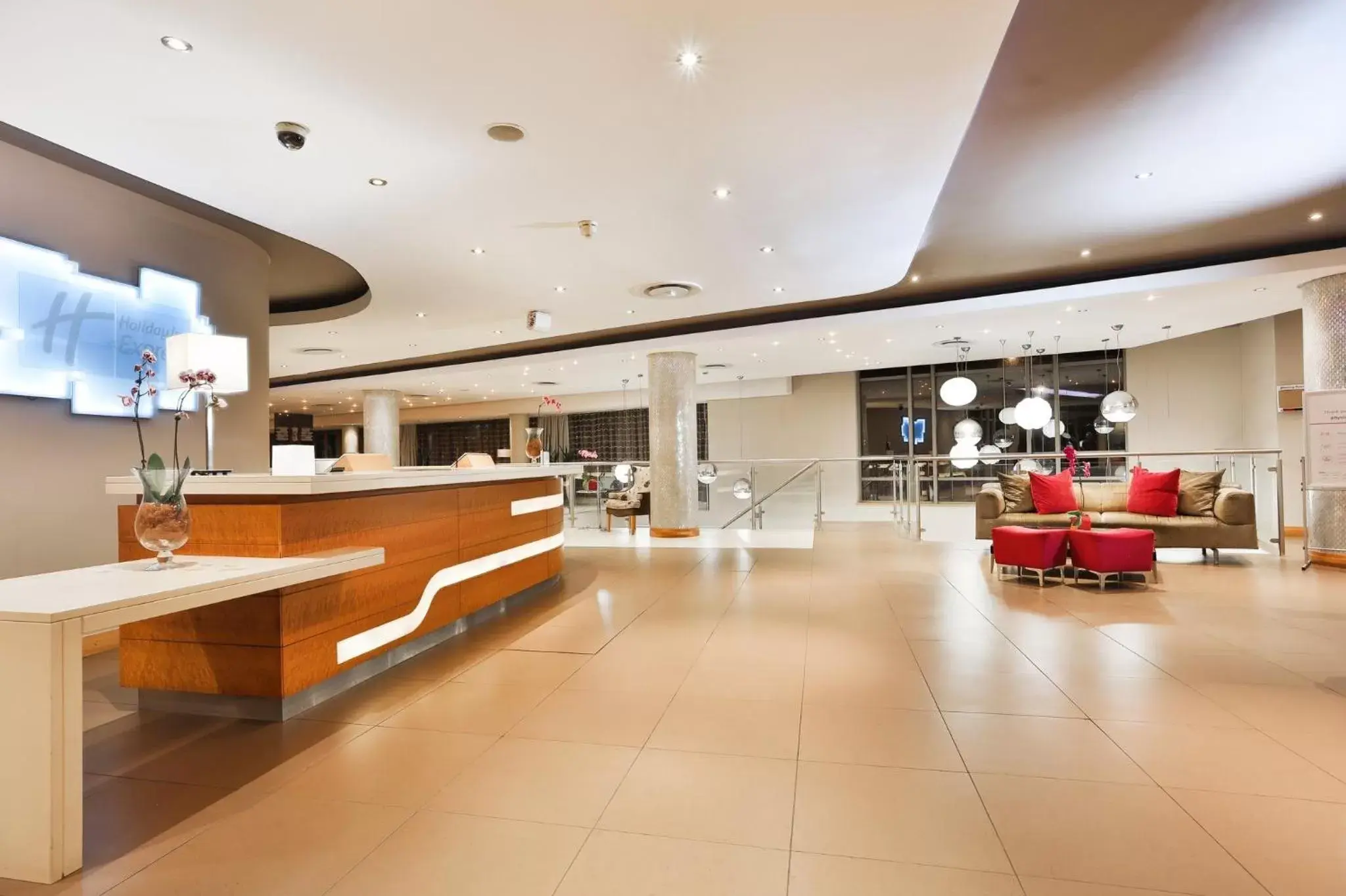 Property building, Lobby/Reception in Holiday Inn Express Durban - Umhlanga, an IHG Hotel
