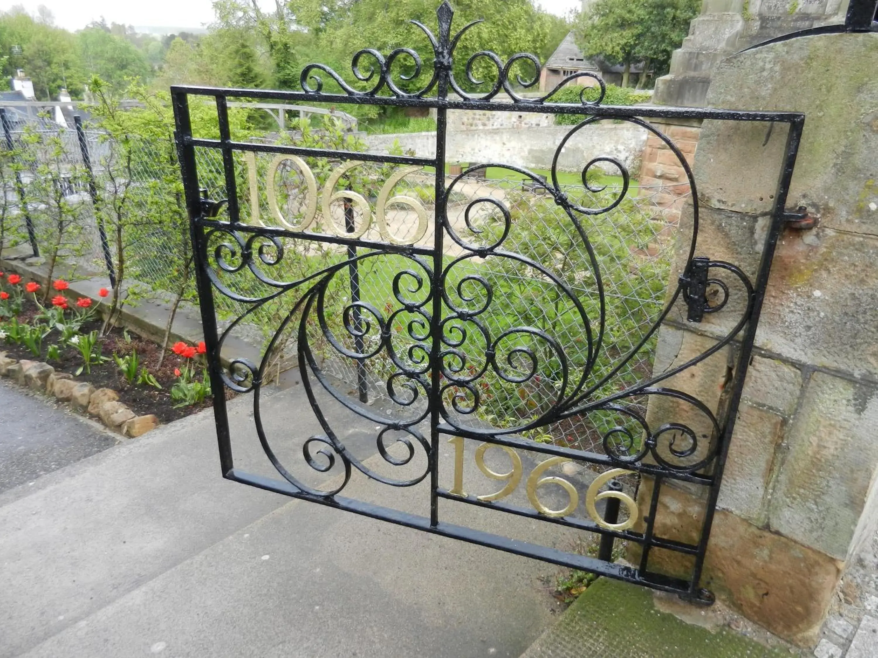 Property building in Mansfield Castle Hotel Property building in Mansfield Castle Hotel