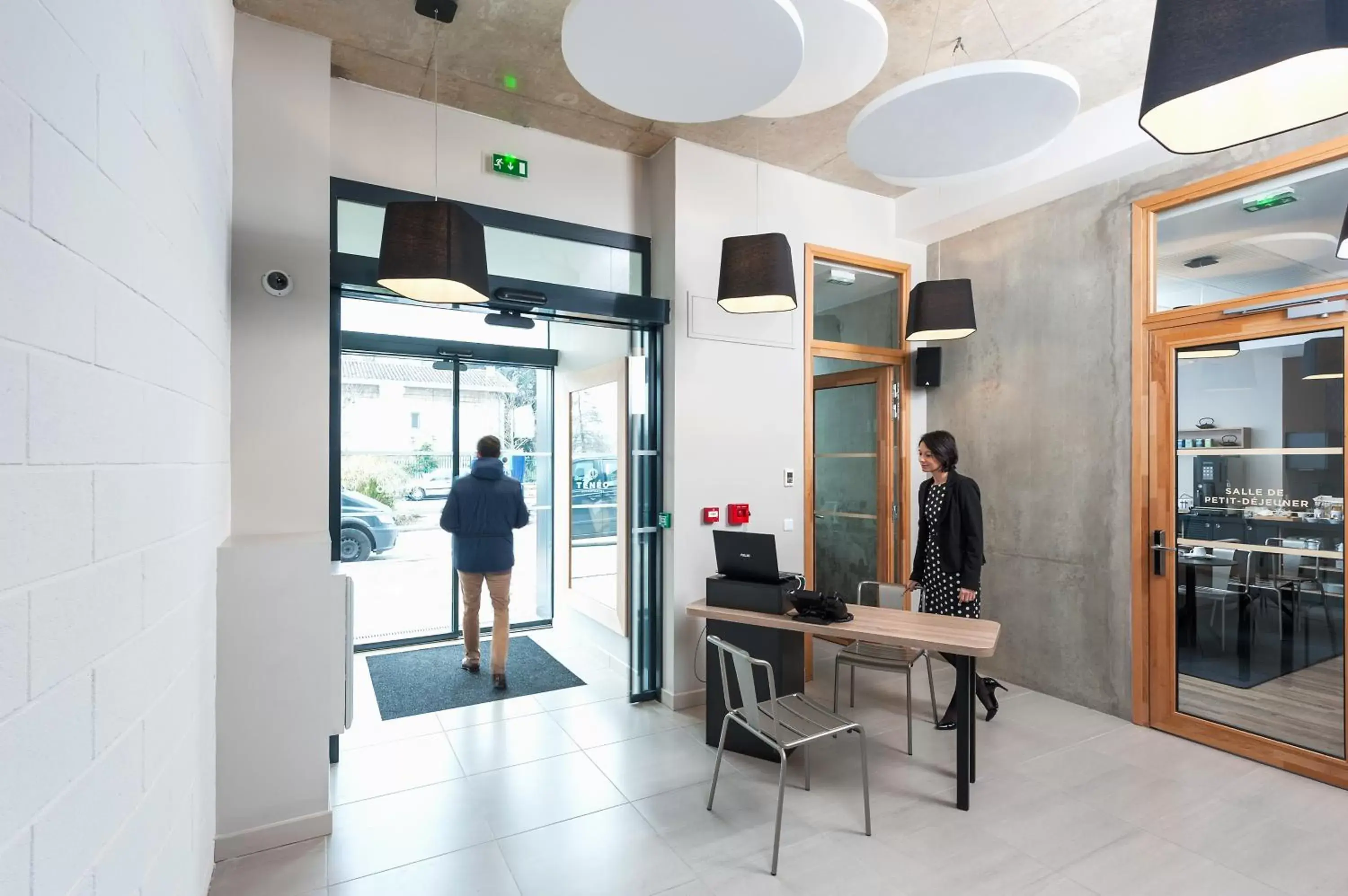 Lobby or reception in Ténéo Apparthotel Talence Espeleta