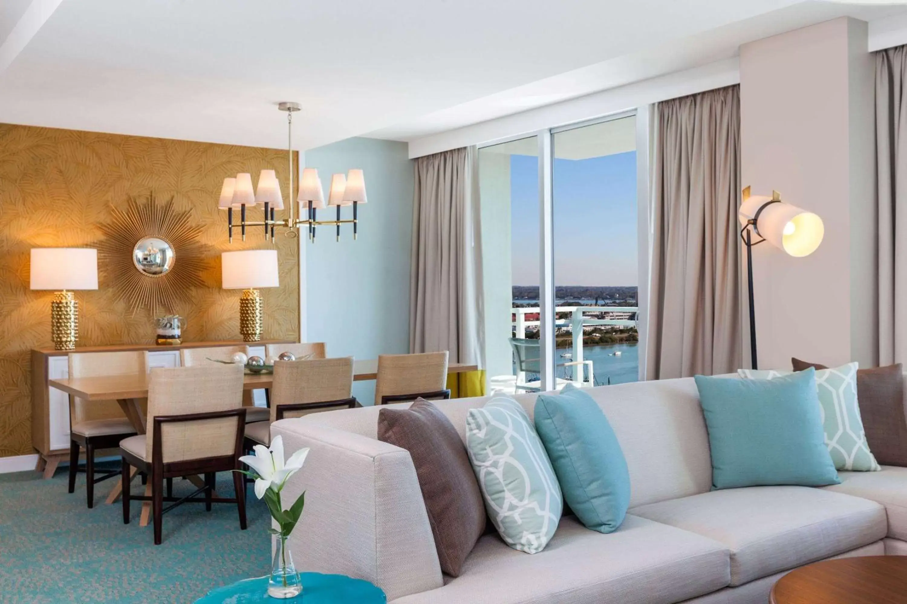 Bed, Seating Area in Wyndham Grand Clearwater Beach