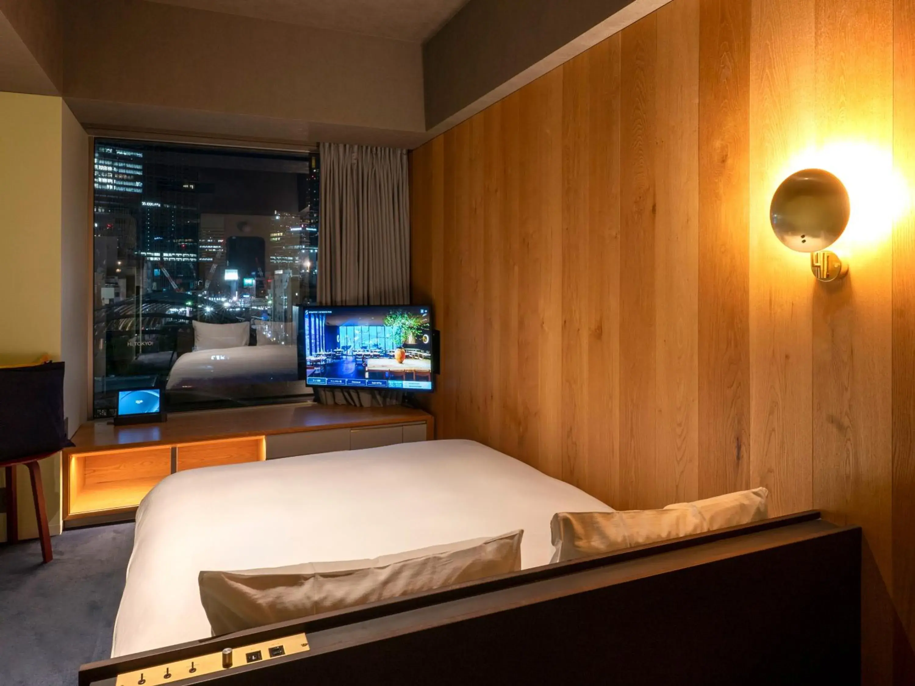 Photo of the whole room, Bed in sequence MIYASHITA PARK / SHIBUYA
