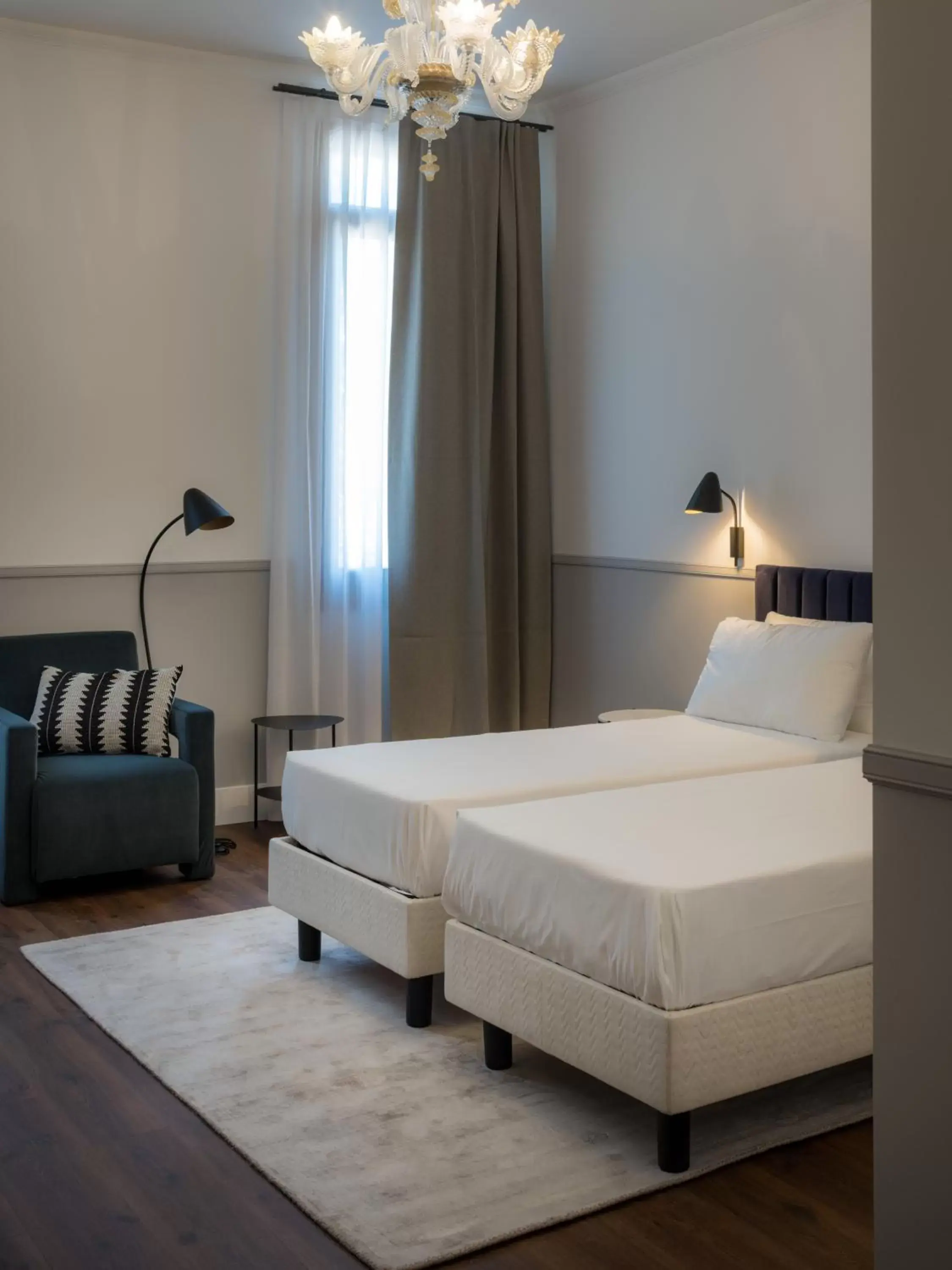 Bedroom, Bed in The Foscarini Bedroom, Bed in The Foscarini