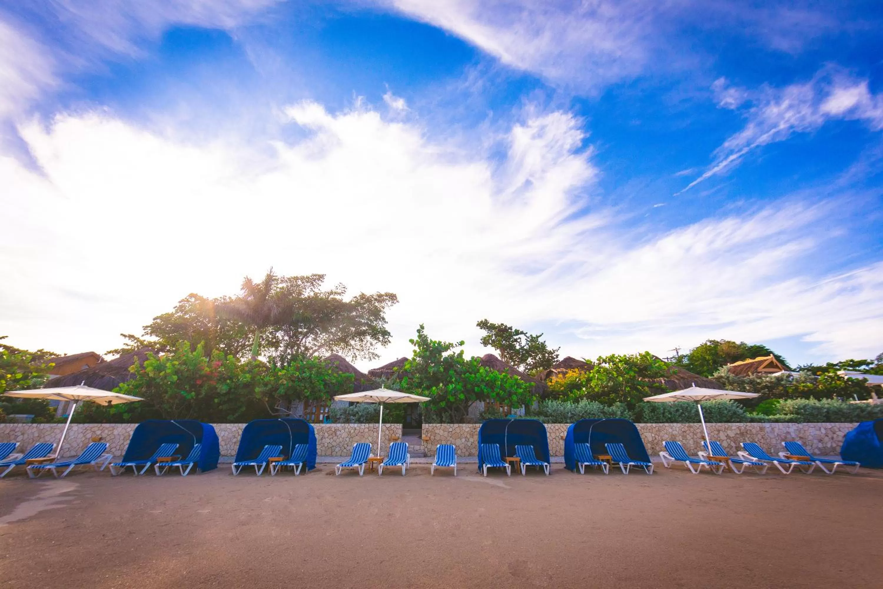 Swimming pool in Ocean Cliff Hotel Negril Limited - Adults Only