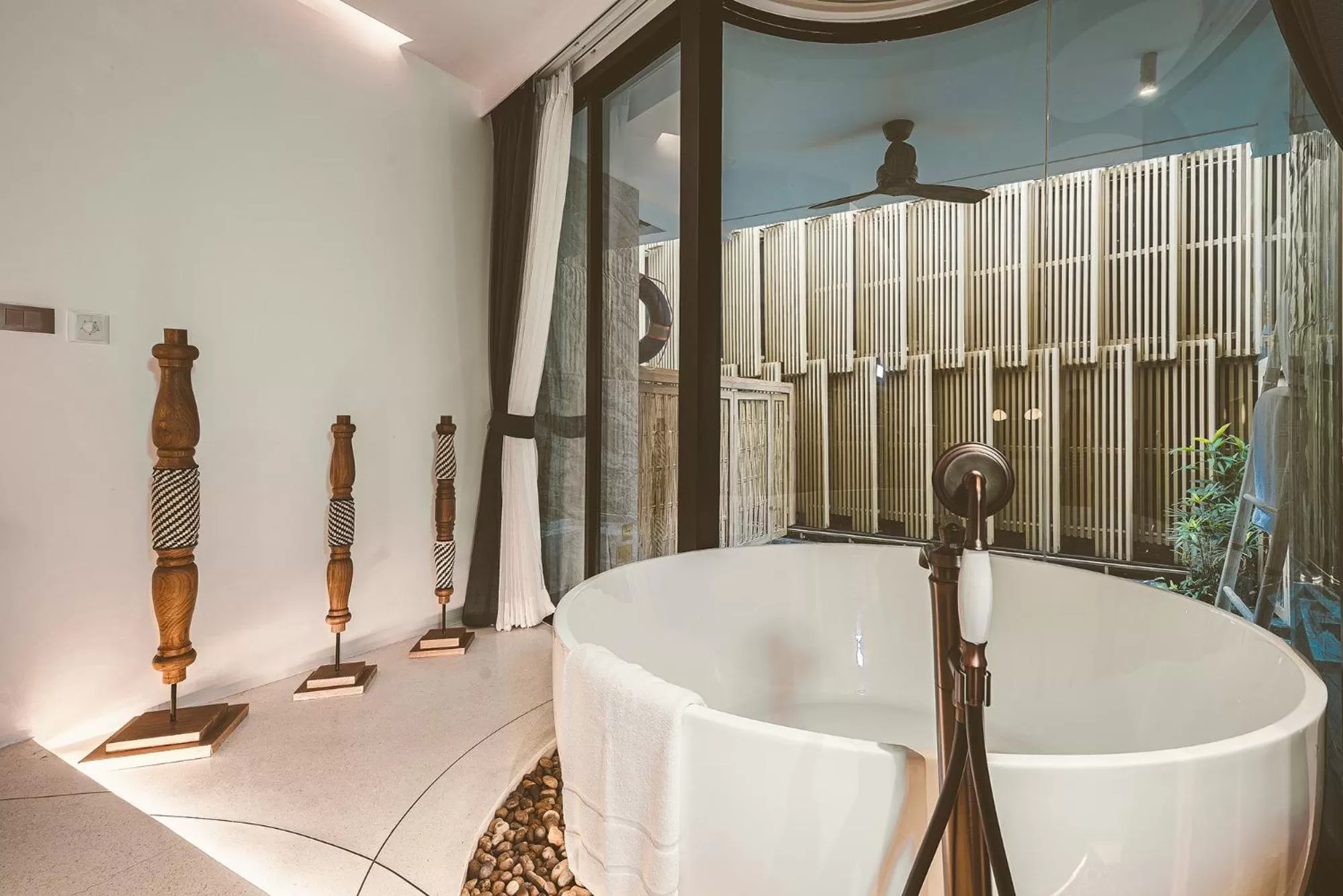 Pool view in THEE Vijit Lanna by TH District