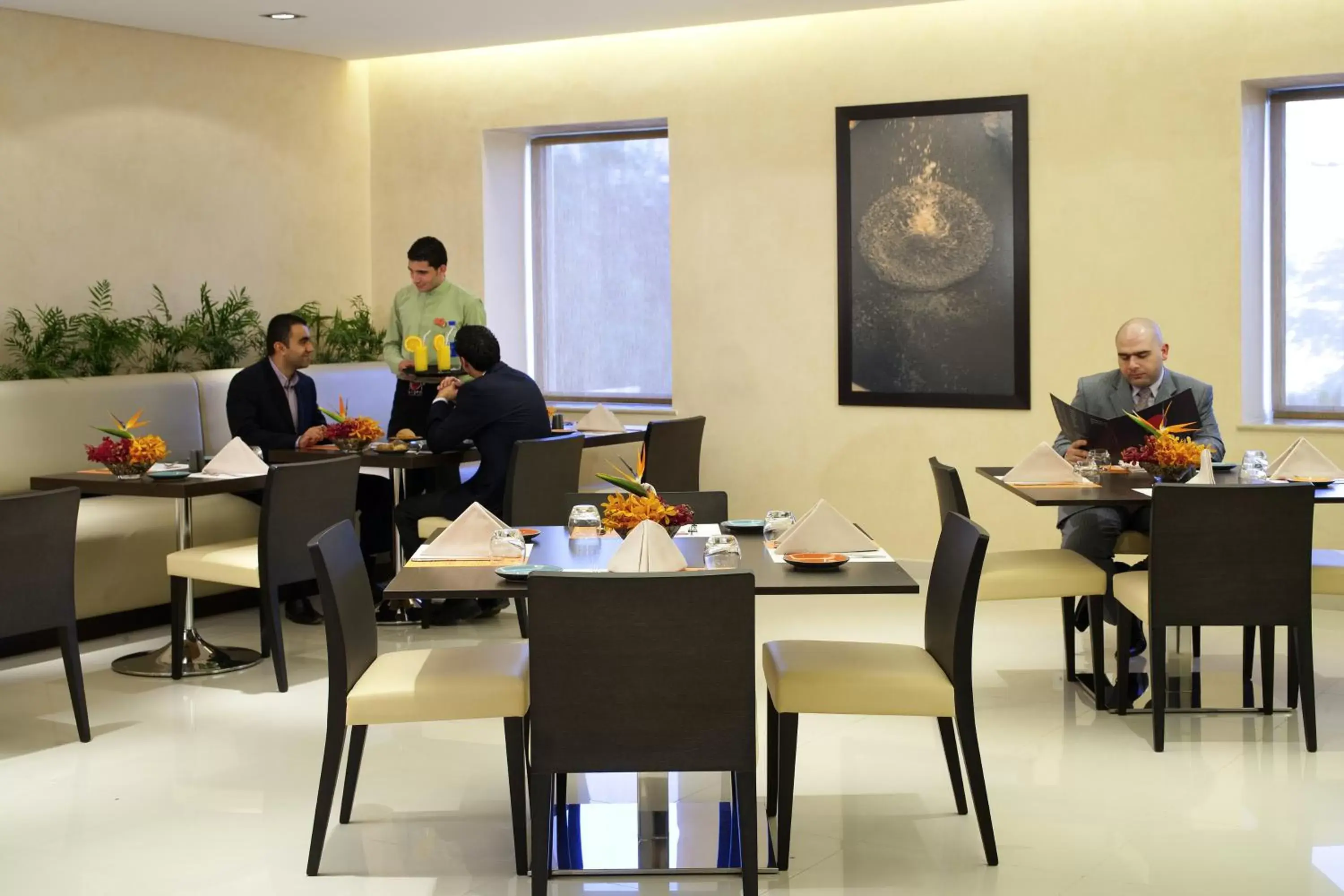 Restaurant/places to eat in ibis Amman