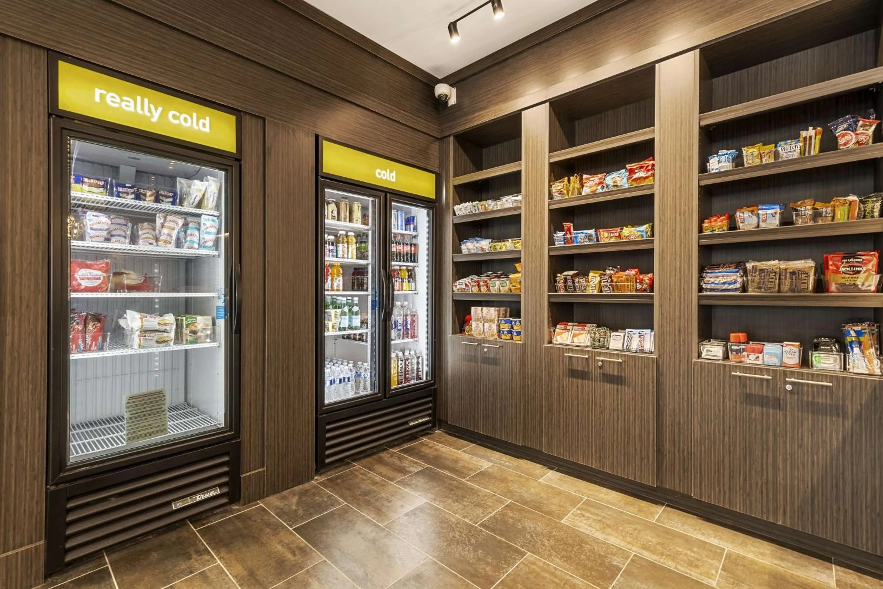 Restaurant/places to eat in Home2 Suites By Hilton Cookeville