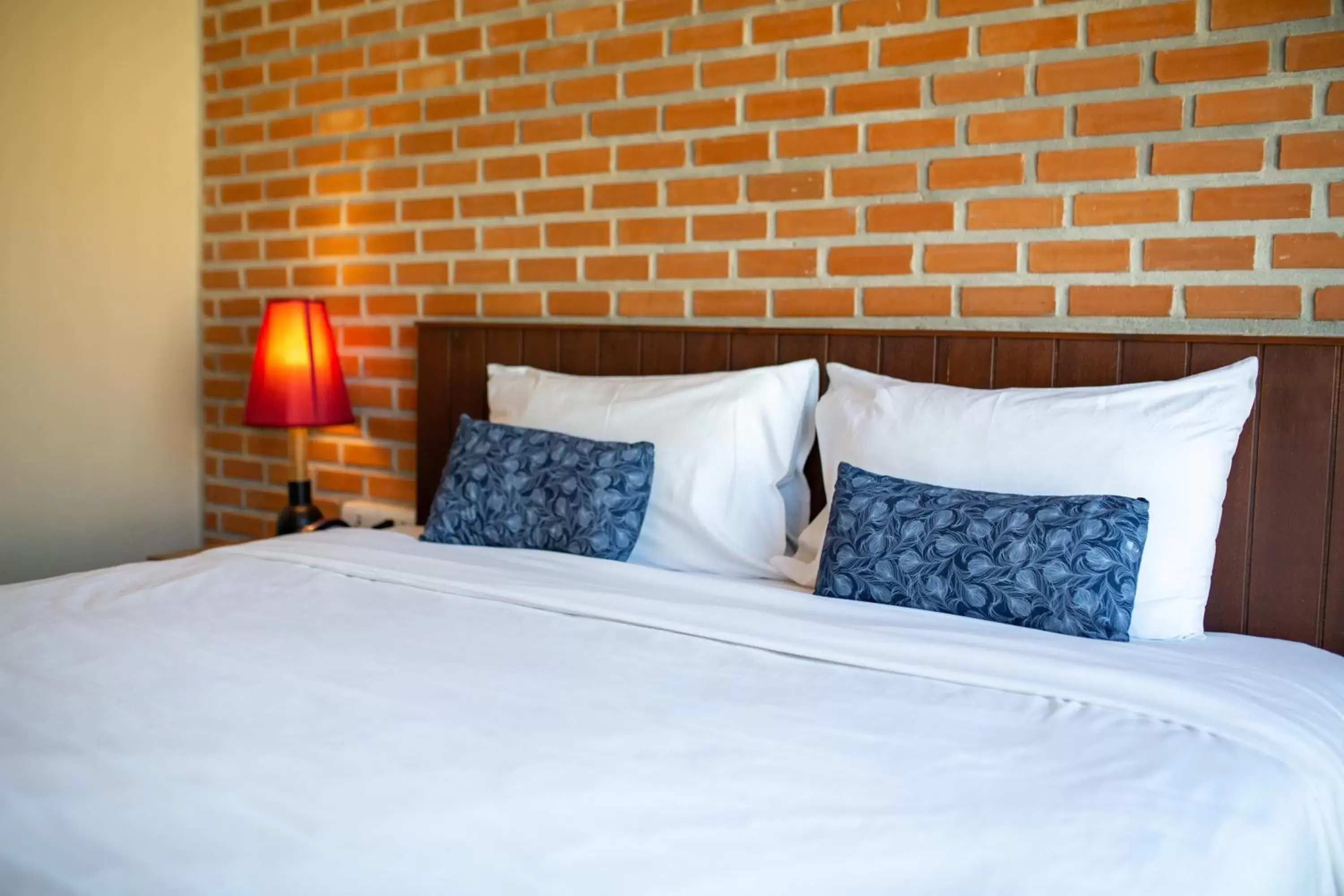 Bedroom, Bed in WE Valley Hotel- SHA Plus