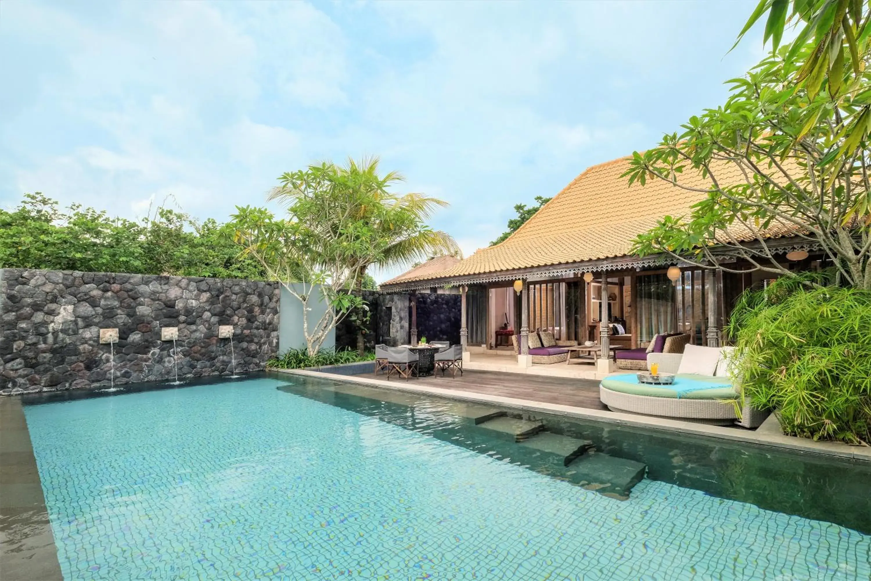 Balcony/Terrace, Swimming Pool in The Purist Villas & Spa Ubud