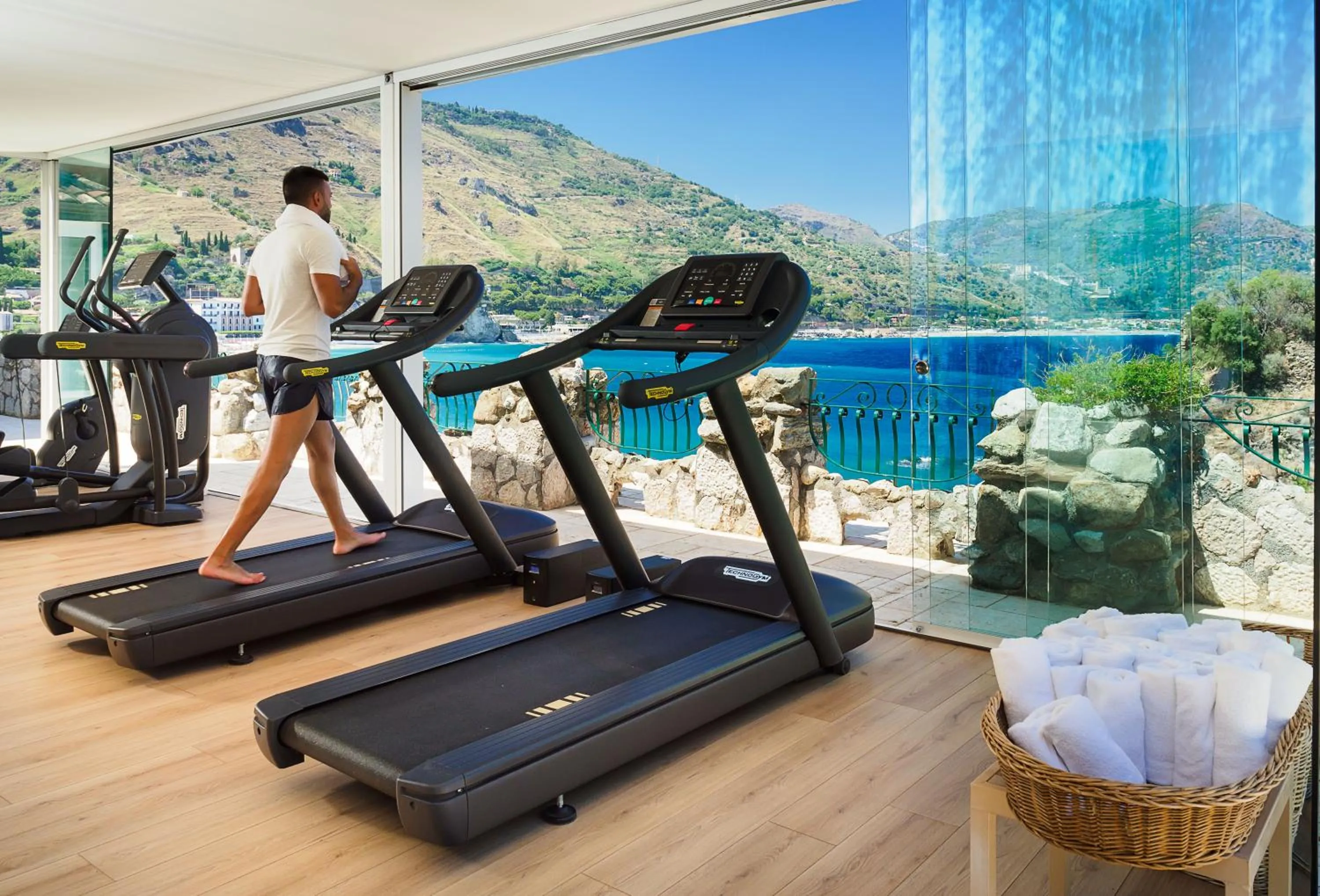 Fitness centre/facilities in Atlantis Bay - The Leading Hotels of the World