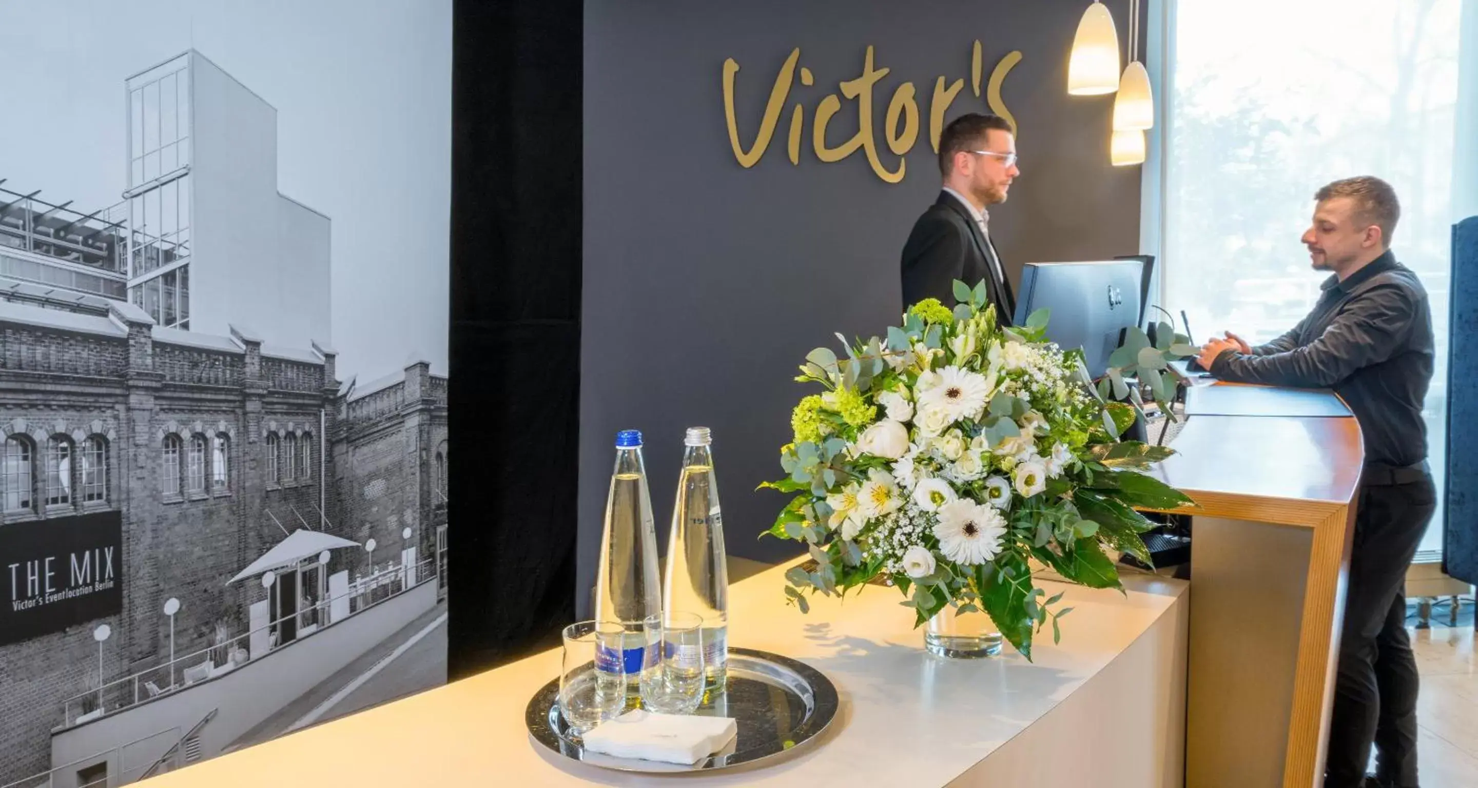 Lobby or reception in Victor's Residenz-Hotel Berlin Tegel