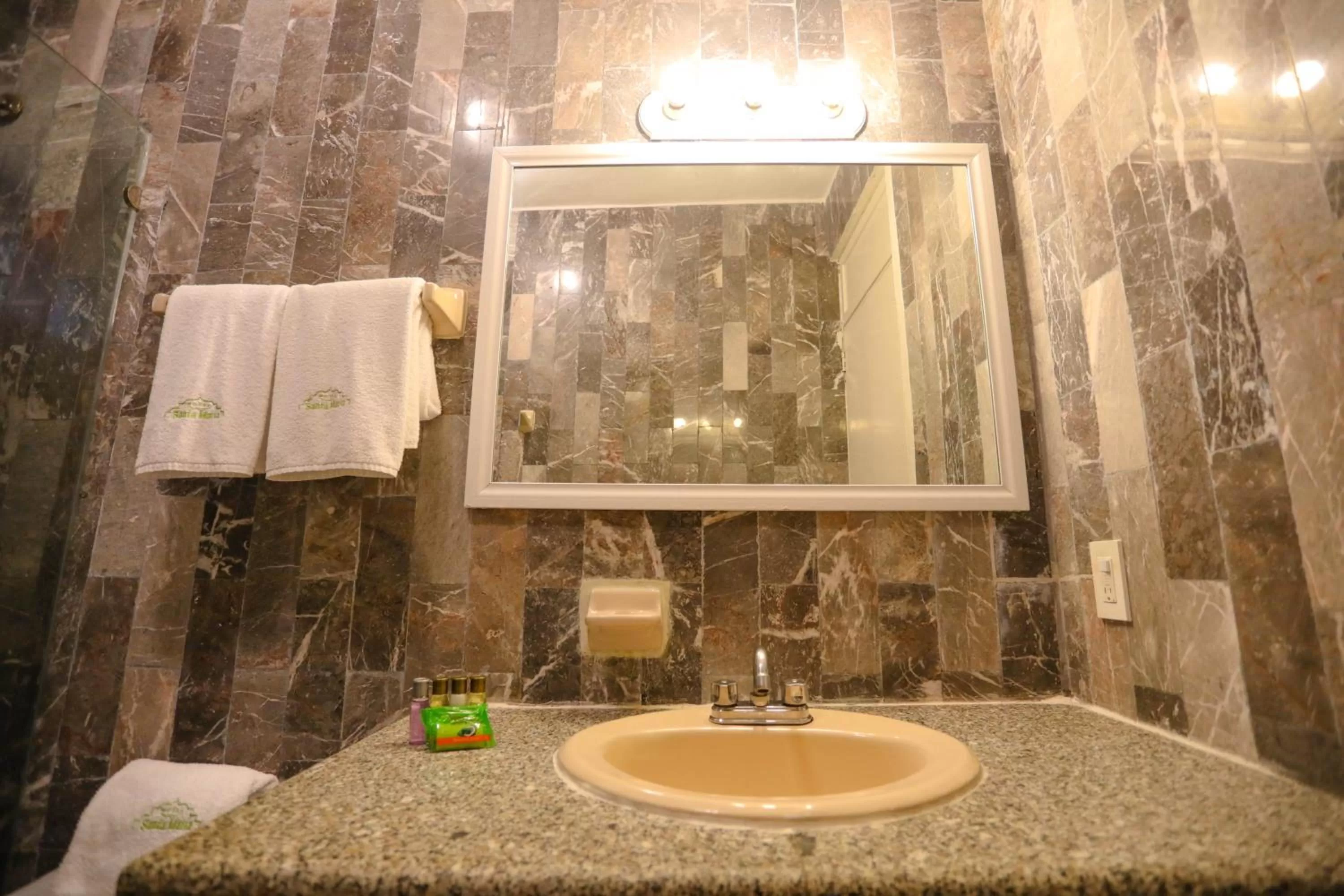 Bathroom in Hotel Santa Maria