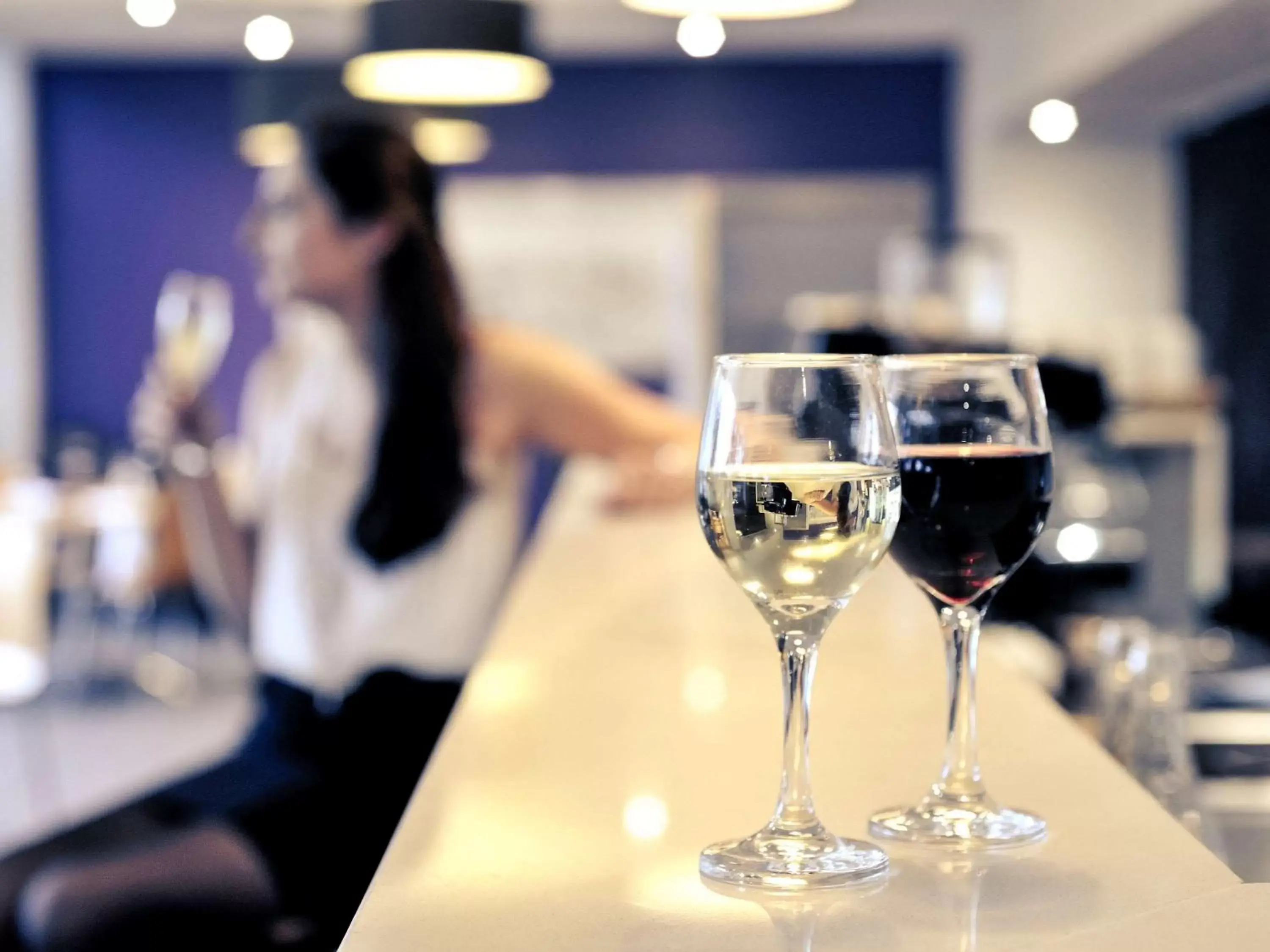 Lounge or bar in Mercure North Melbourne