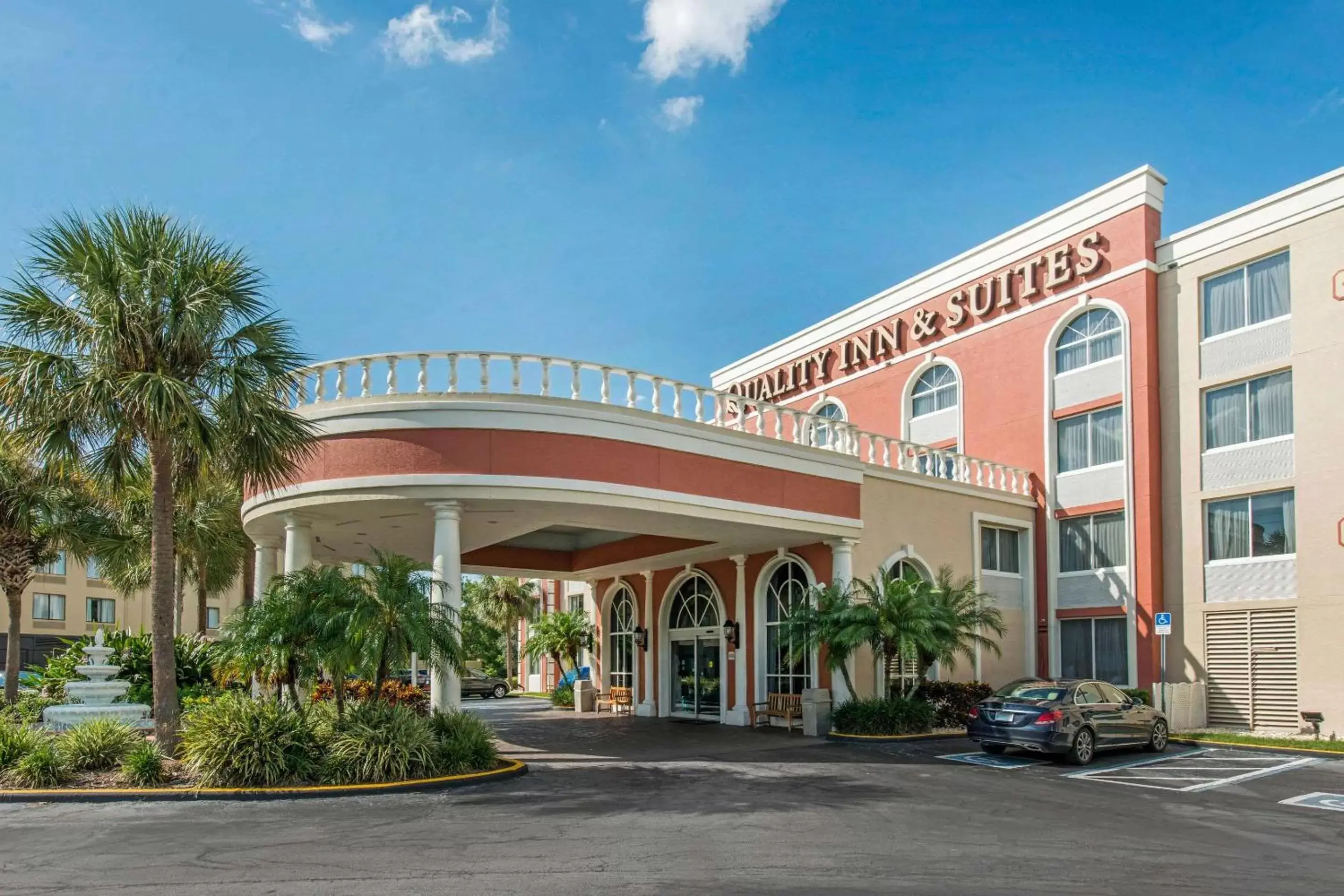 Property building in Quality Inn & Suites Near the Theme Parks