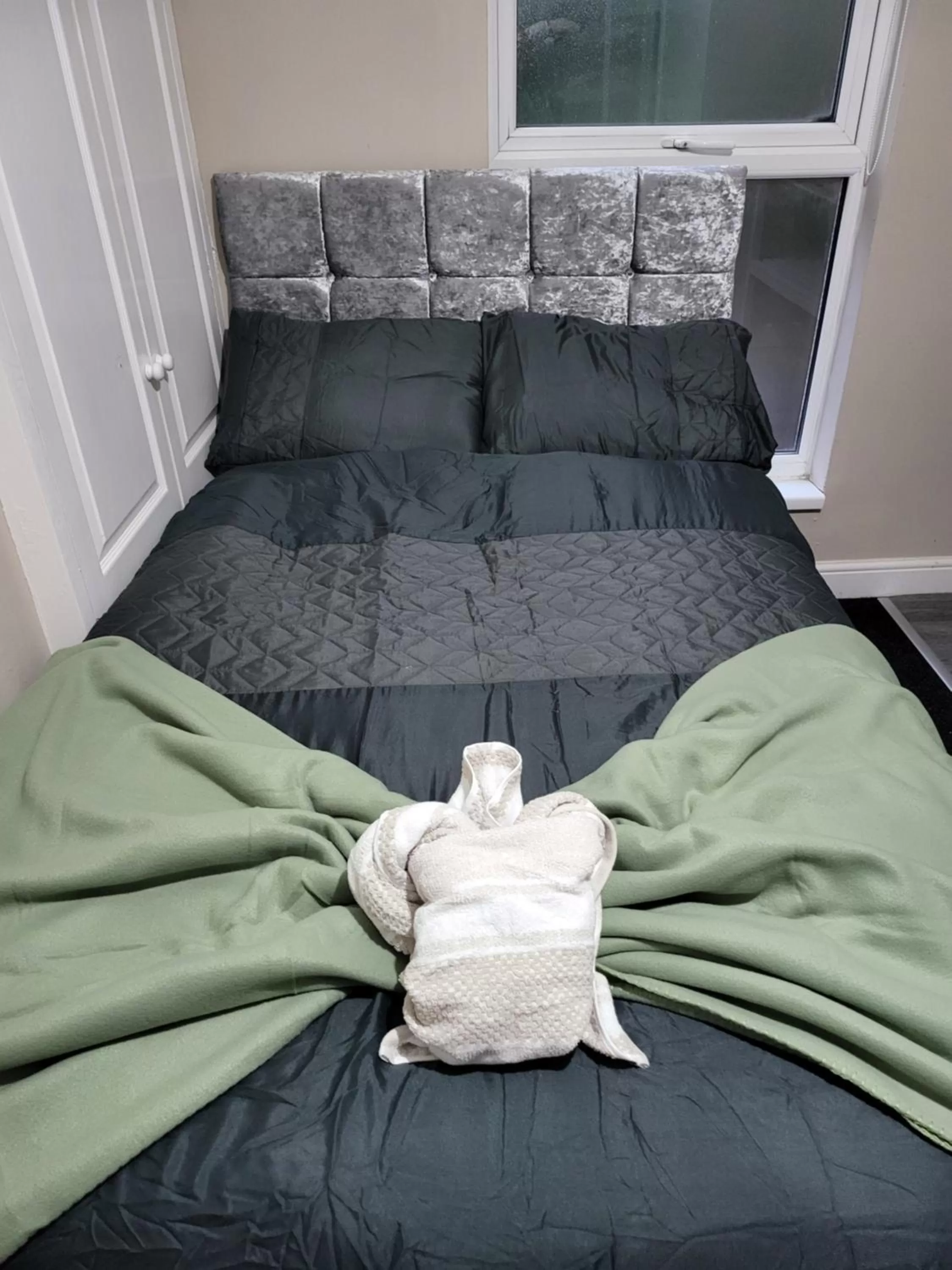 Bed in MM Sure Stay Accommodation - NG1