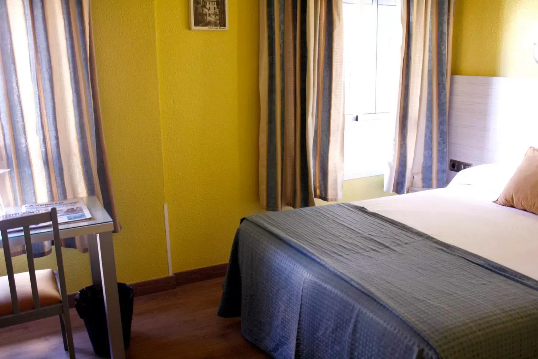 Photo of the whole room, Bed in Hotel Universal Murcia Photo of the whole room, Bed in Hotel Universal Murcia