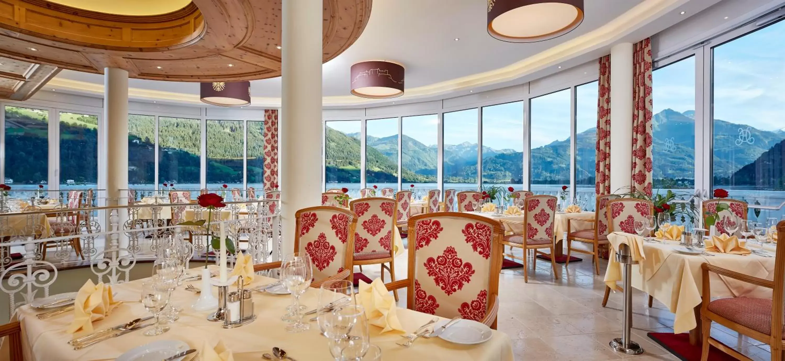 Restaurant/Places to Eat in Grand Hotel Zell am See