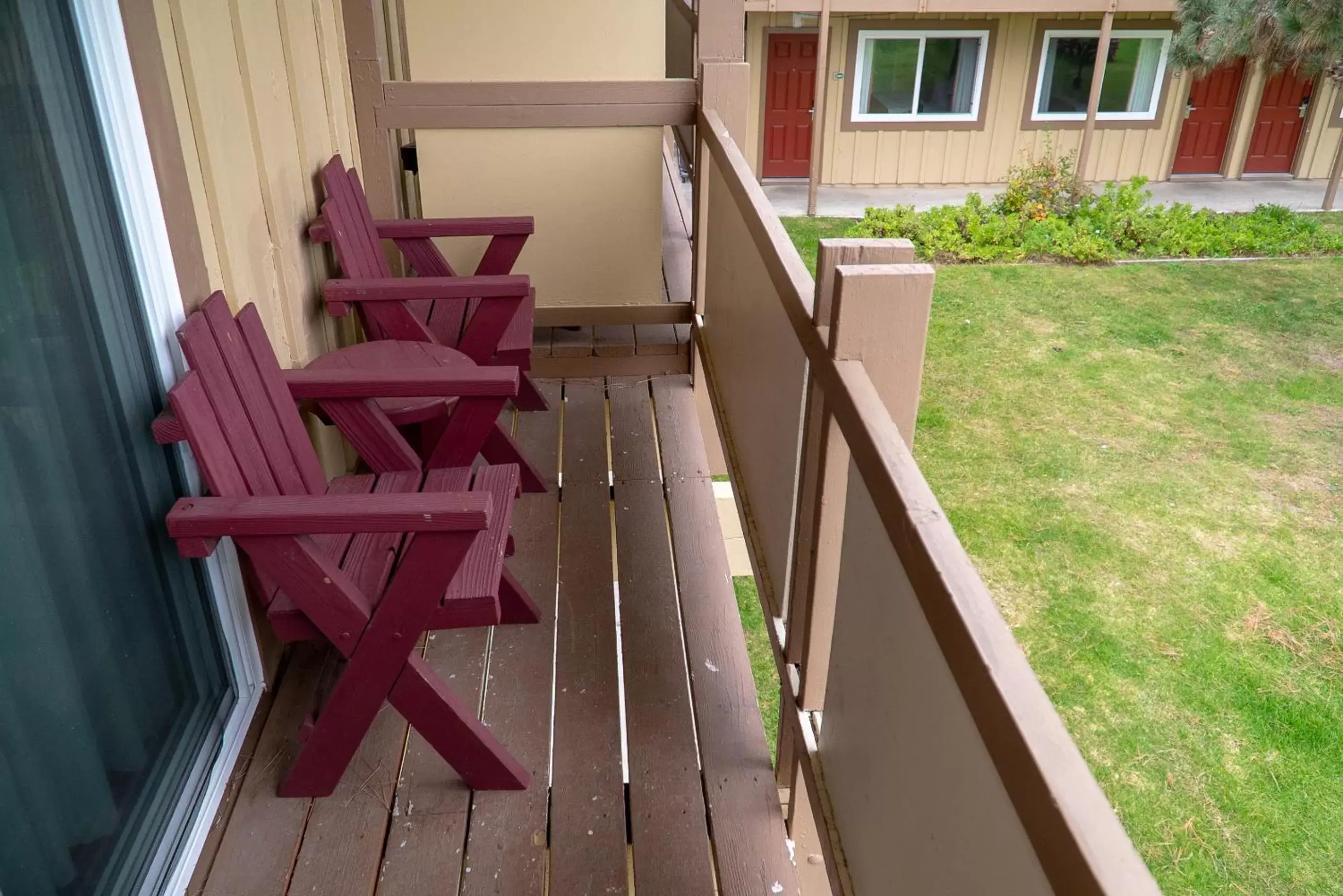 Balcony/Terrace in Silver Surf Motel