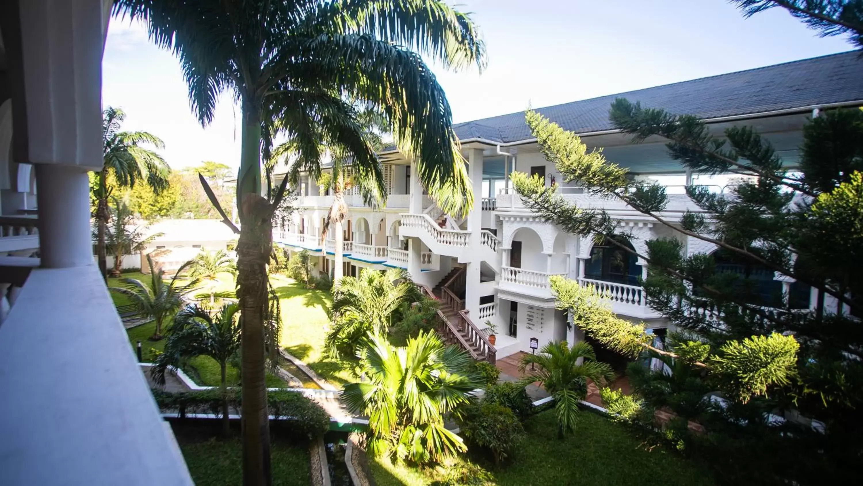 Garden, Property Building in CityBlue Creekside Hotel & Suites