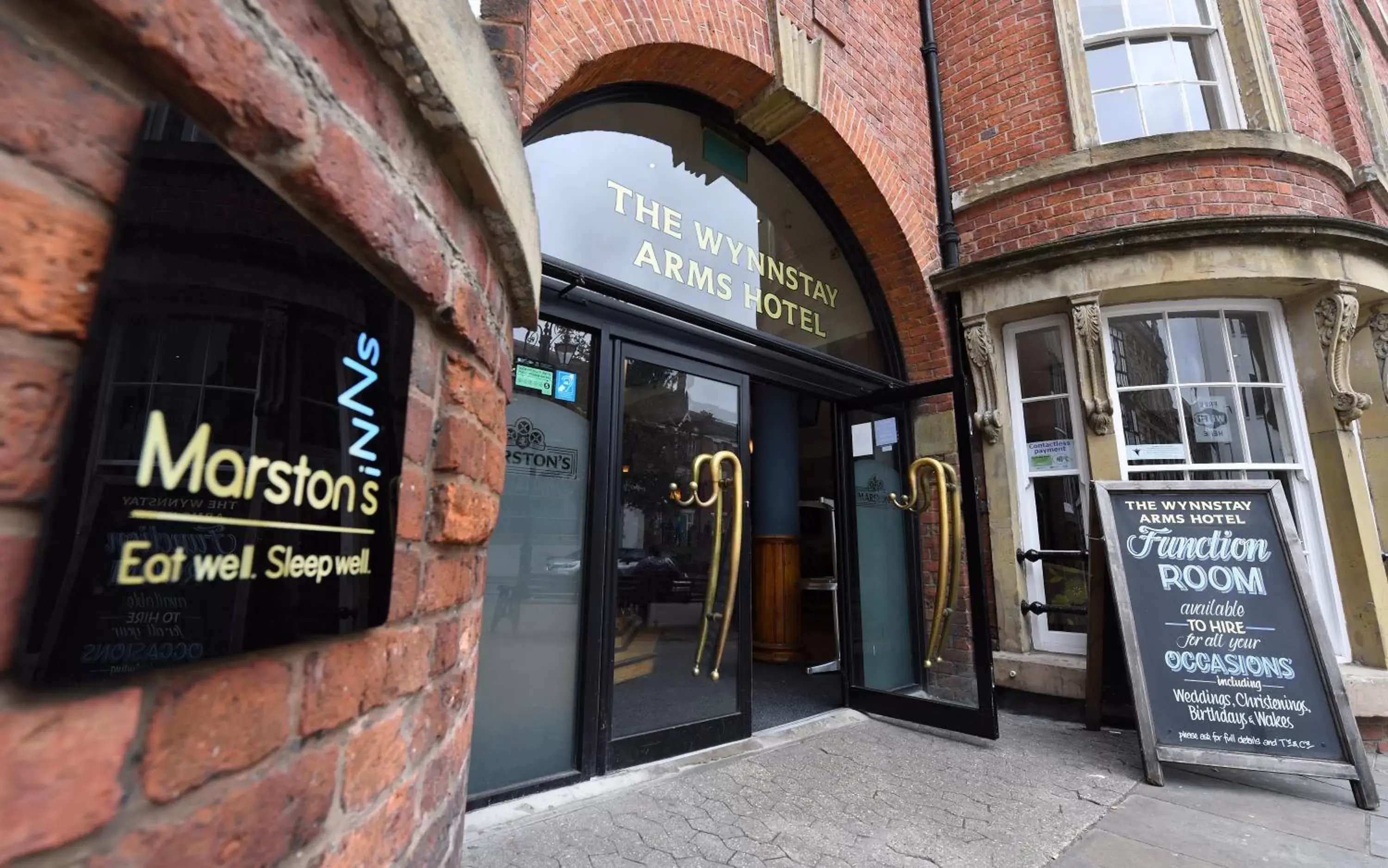 Facade/entrance in Wynnstay Arms, Wrexham by Marston's Inns