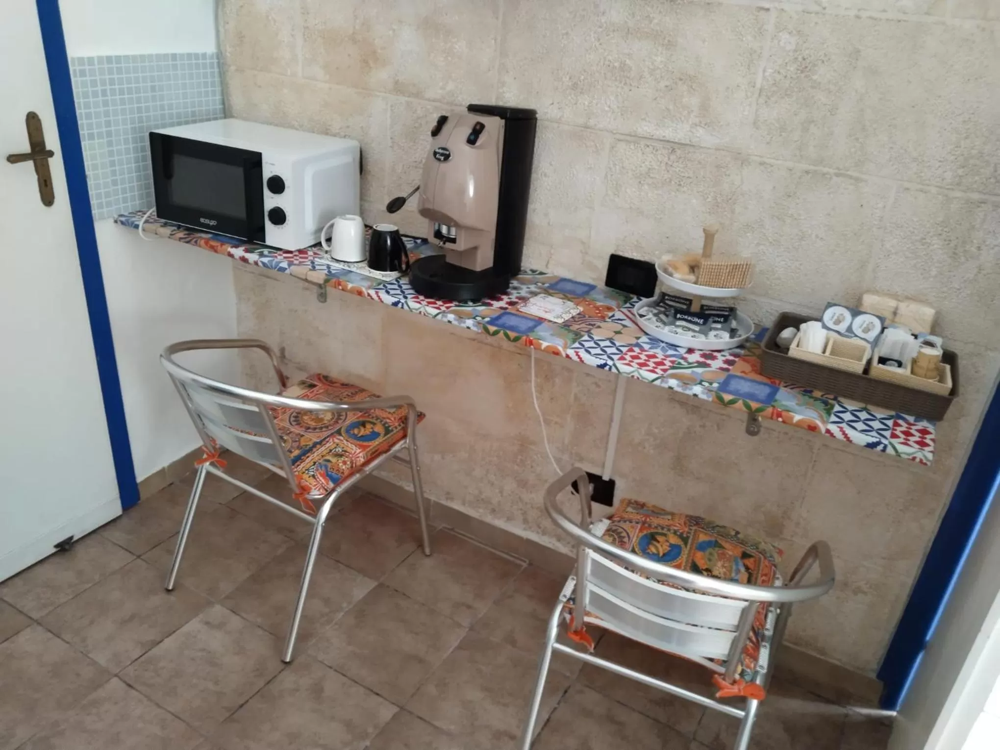 Breakfast, Kitchen/Kitchenette in B&B Sikelia