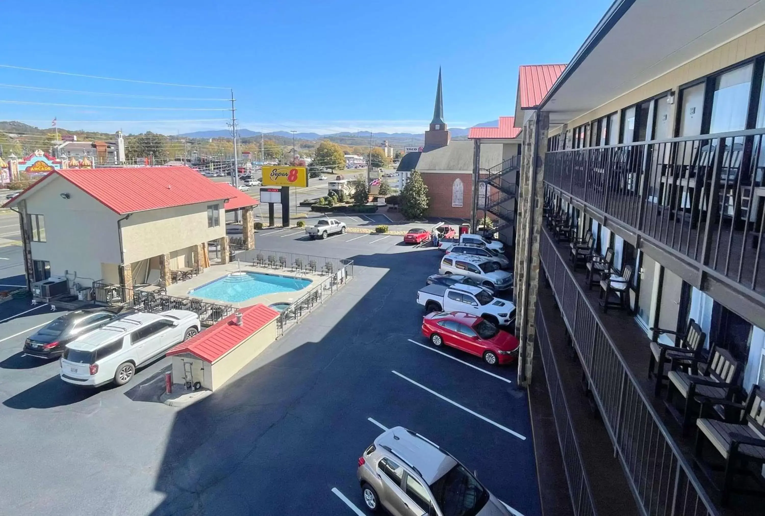 Property building in Super 8 by Wyndham Pigeon Forge Downtown Property building in Super 8 by Wyndham Pigeon Forge Downtown