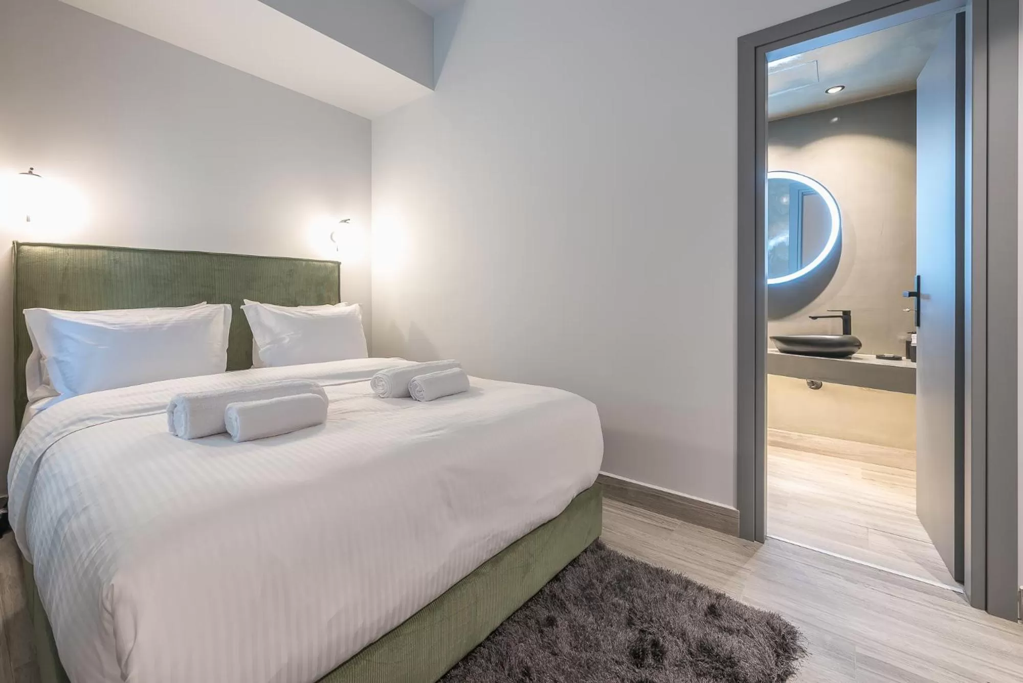 Bed in Snowglory Boutique Hotel