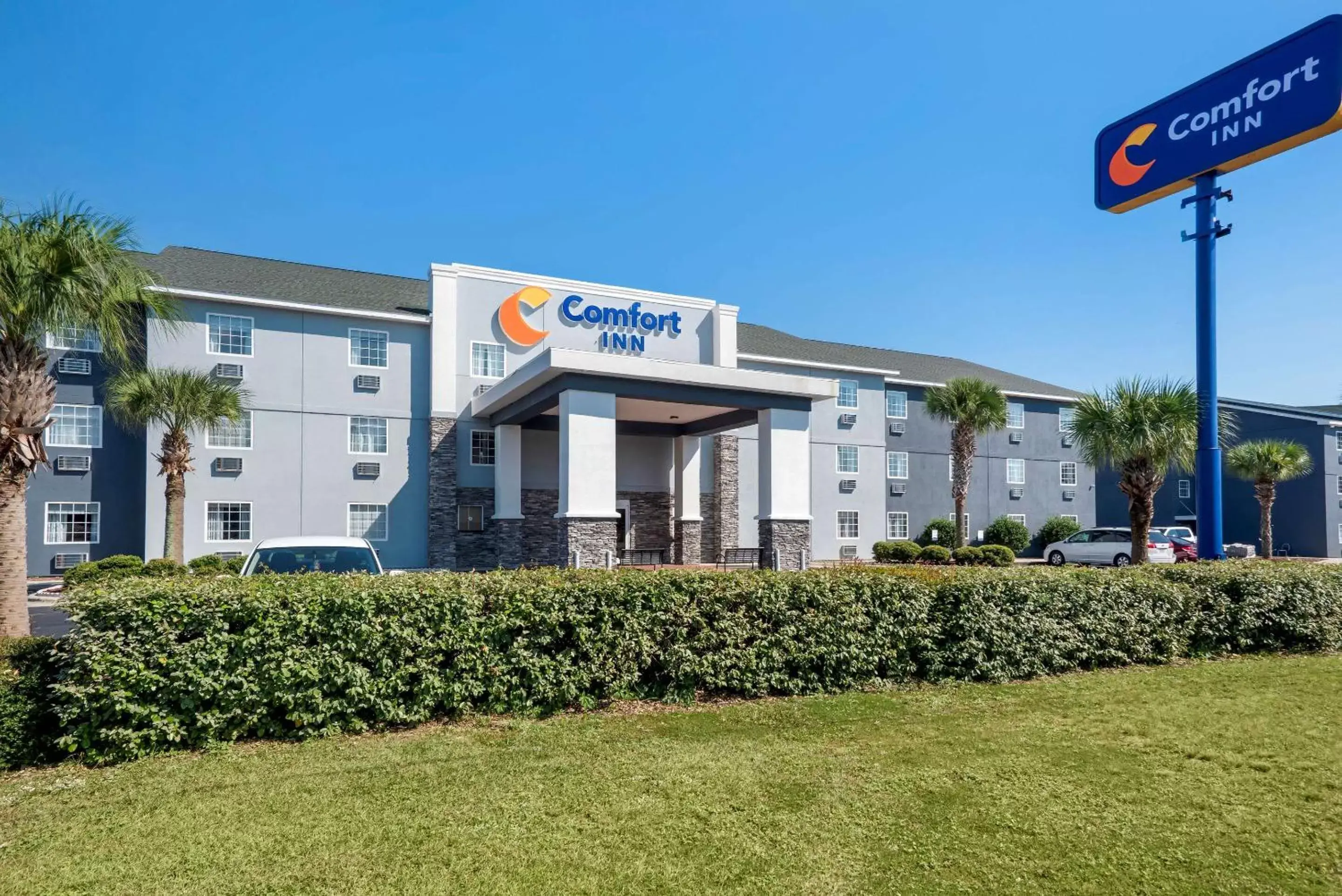 Property Building in Comfort Inn Pensacola near NAS Corry Station