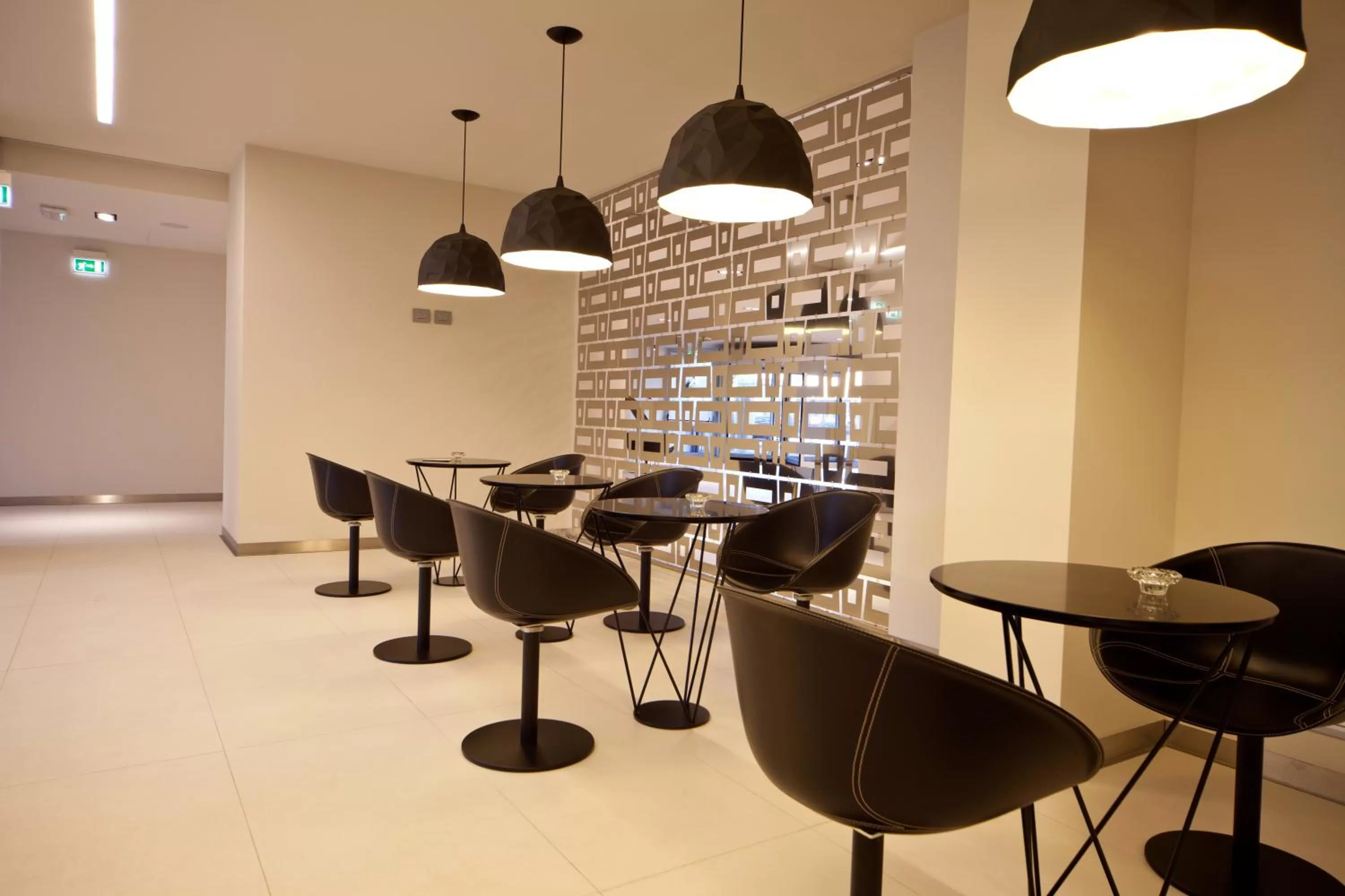 Lounge or bar in Albergo Dei Laghi