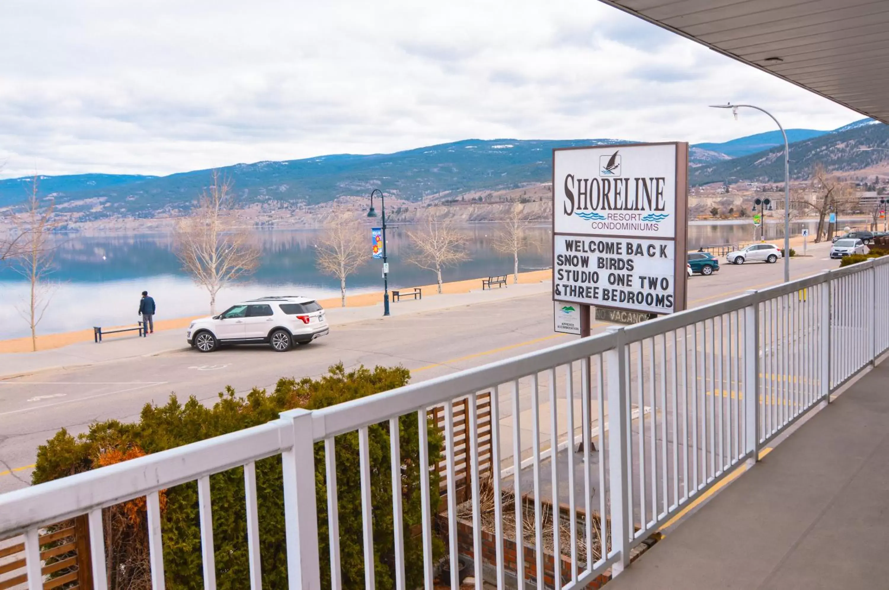 Lake view, Mountain View in Shoreline Resort Condominiums