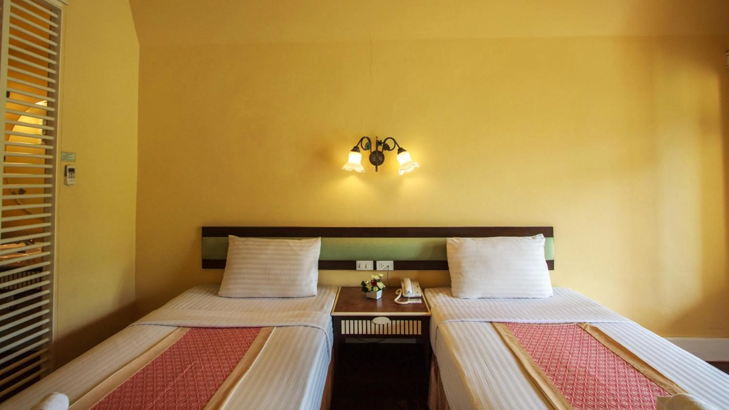 Decorative detail, Bed in Brookside Valley Resort