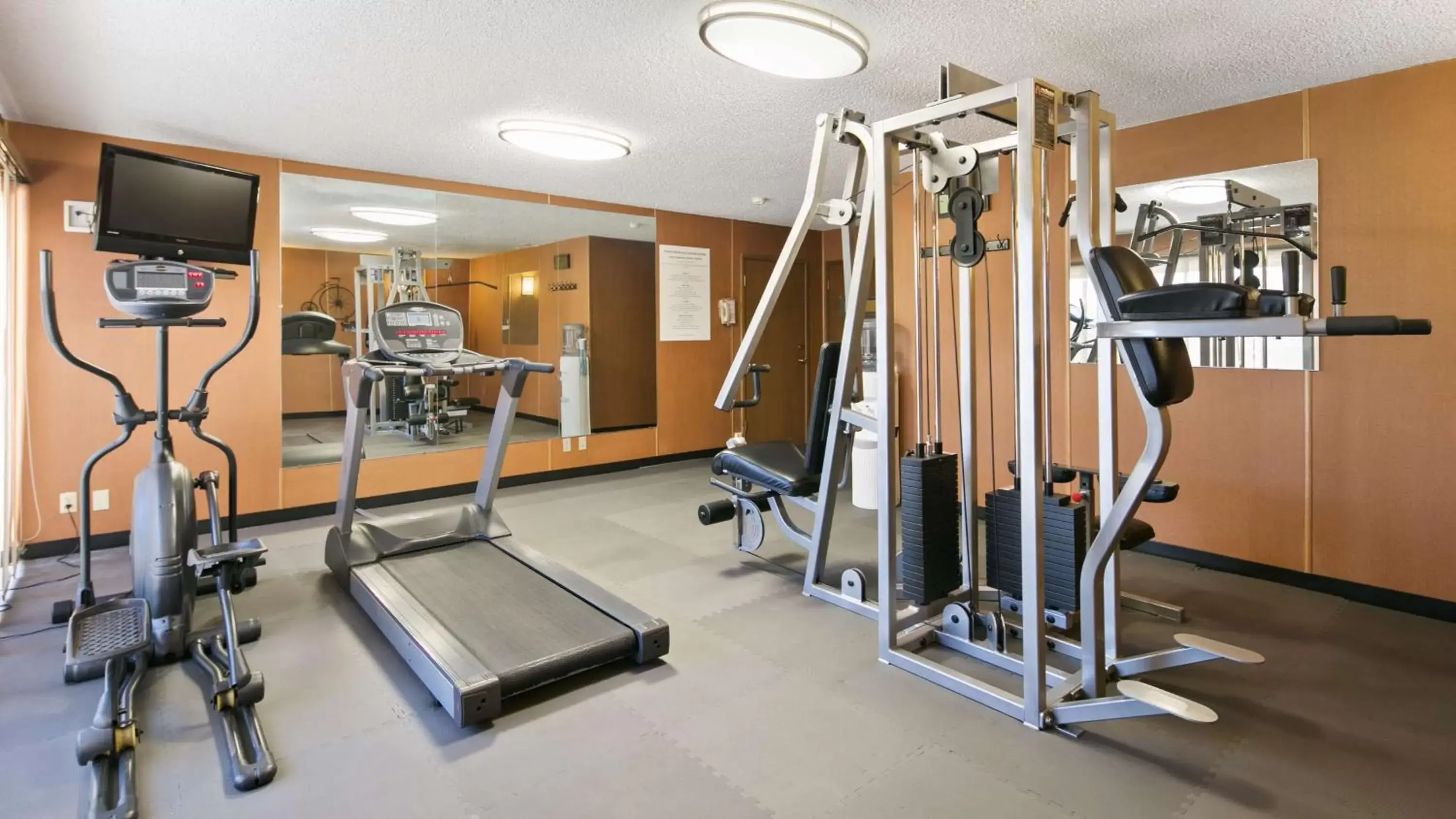 Fitness centre/facilities, Fitness Center/Facilities in Best Western Chieftain Inn
