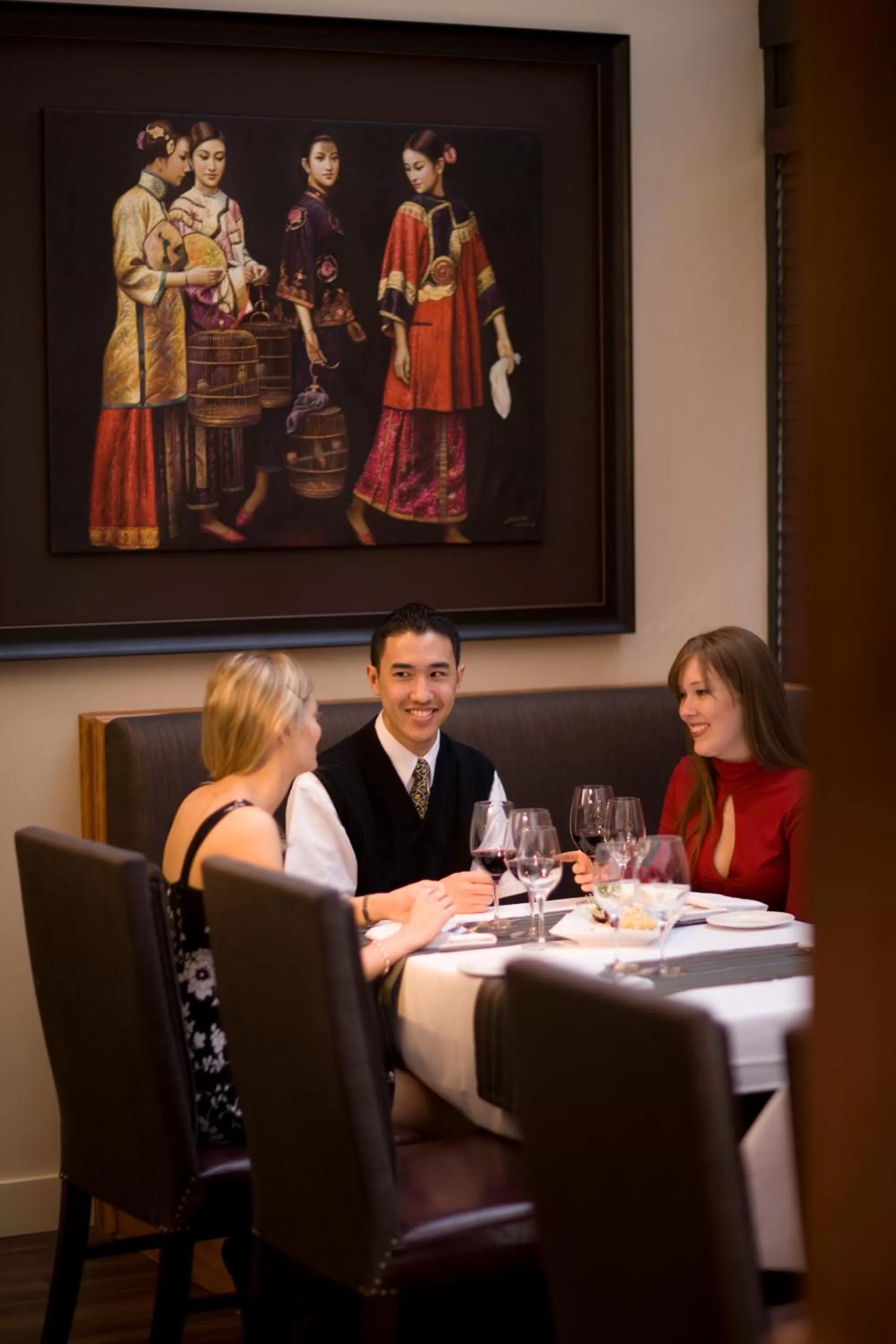 Restaurant/places to eat in Executive Hotel Vancouver Airport