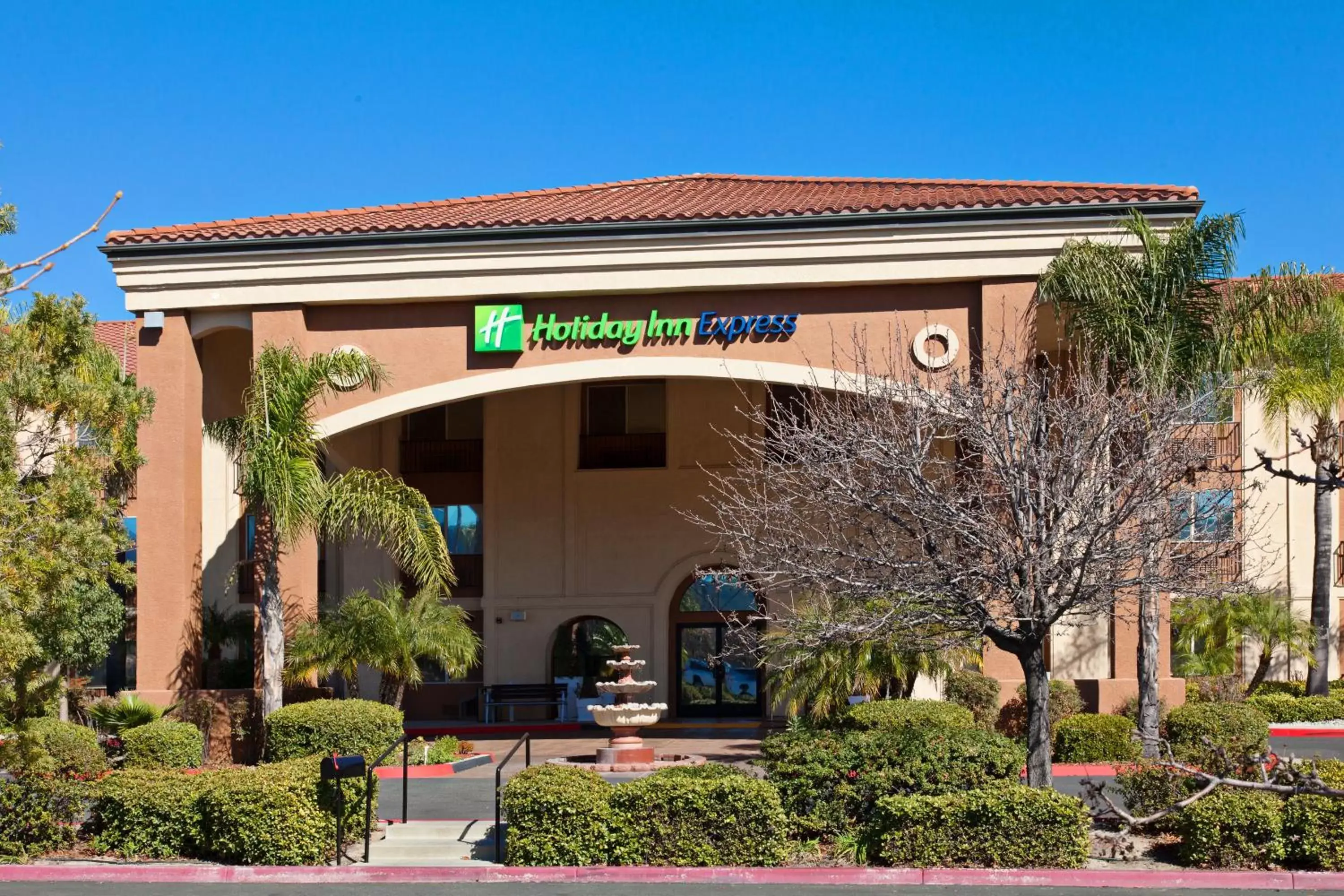 Property building in Holiday Inn Express Temecula, an IHG Hotel