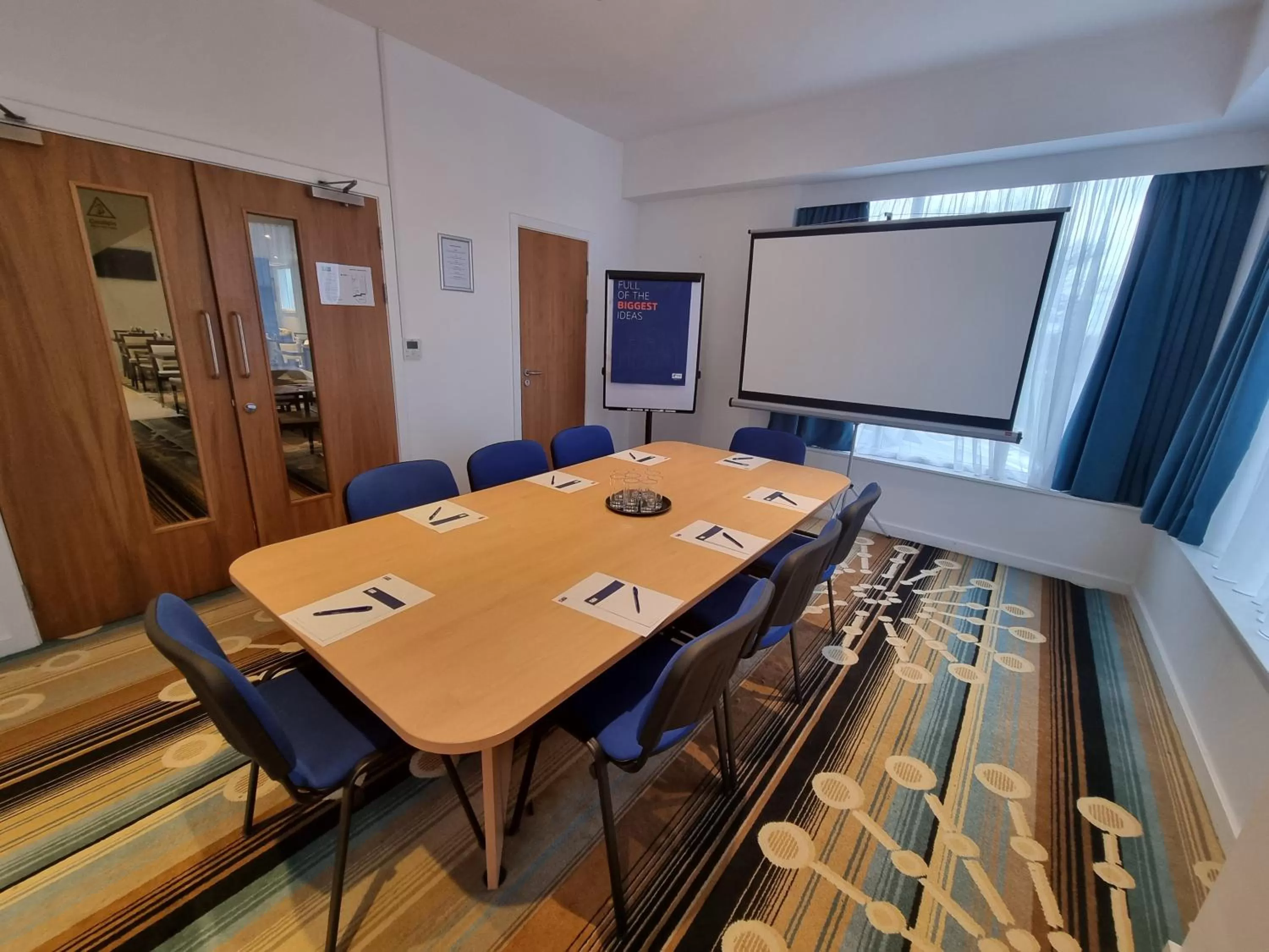 Meeting/conference room in Holiday Inn Express Wakefield by IHG