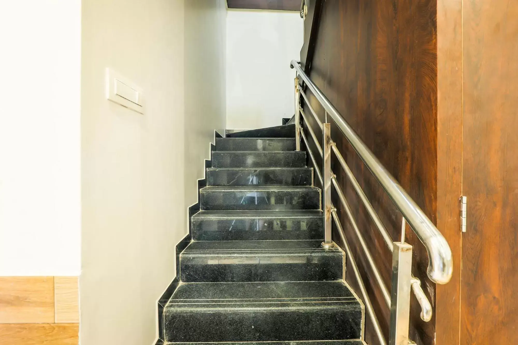 Lobby or reception in FabExpress Adore Inn - Nr Mumbai International Airport Lobby or reception in FabExpress Adore Inn - Nr Mumbai International Airport