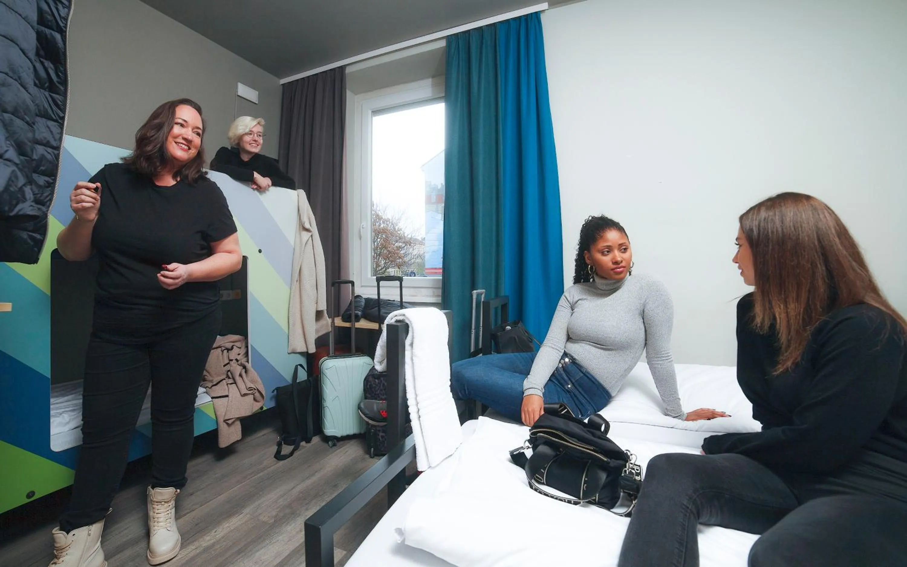 group of guests in a&o Wien Stadthalle