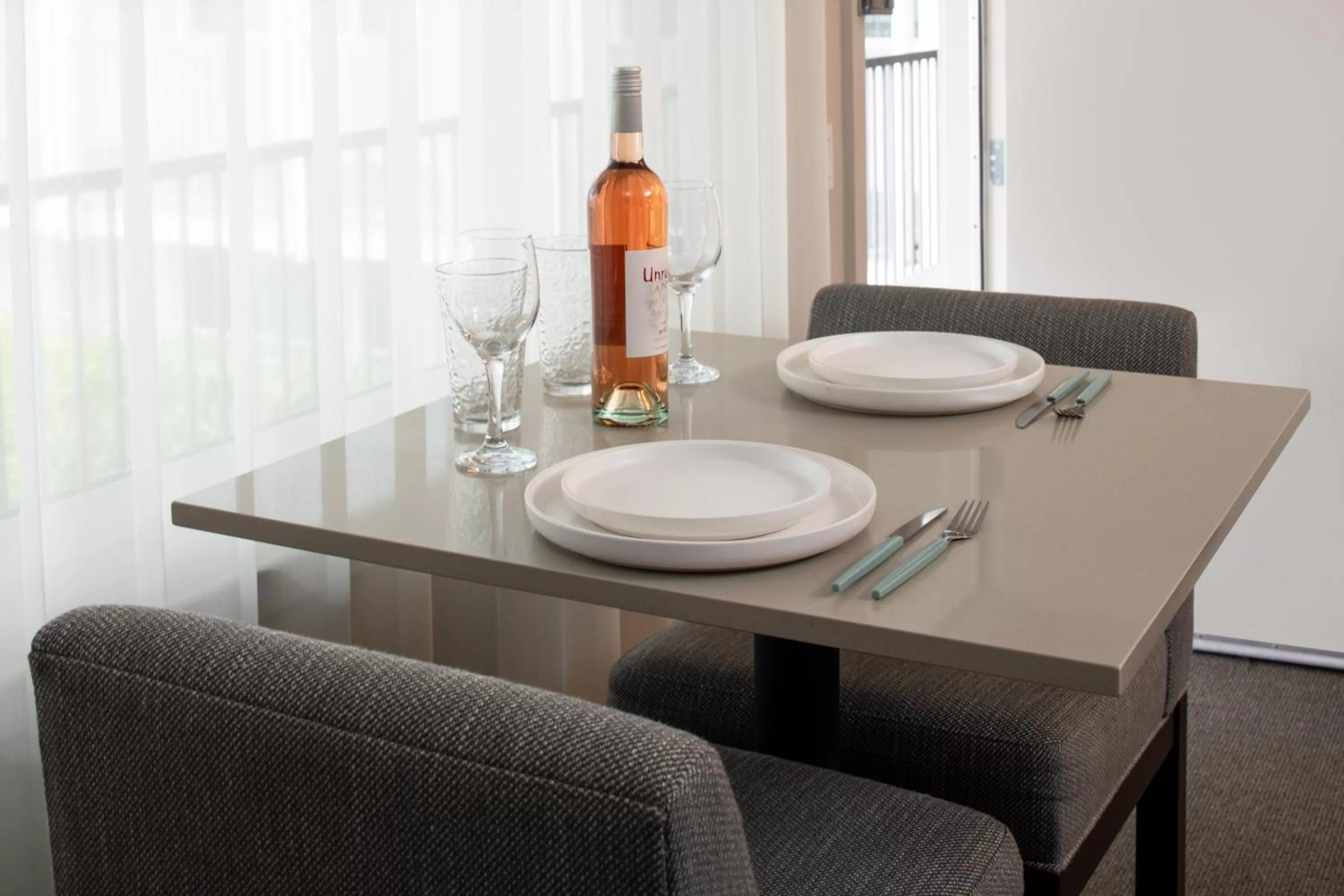 Dining area in Hotel Lucent