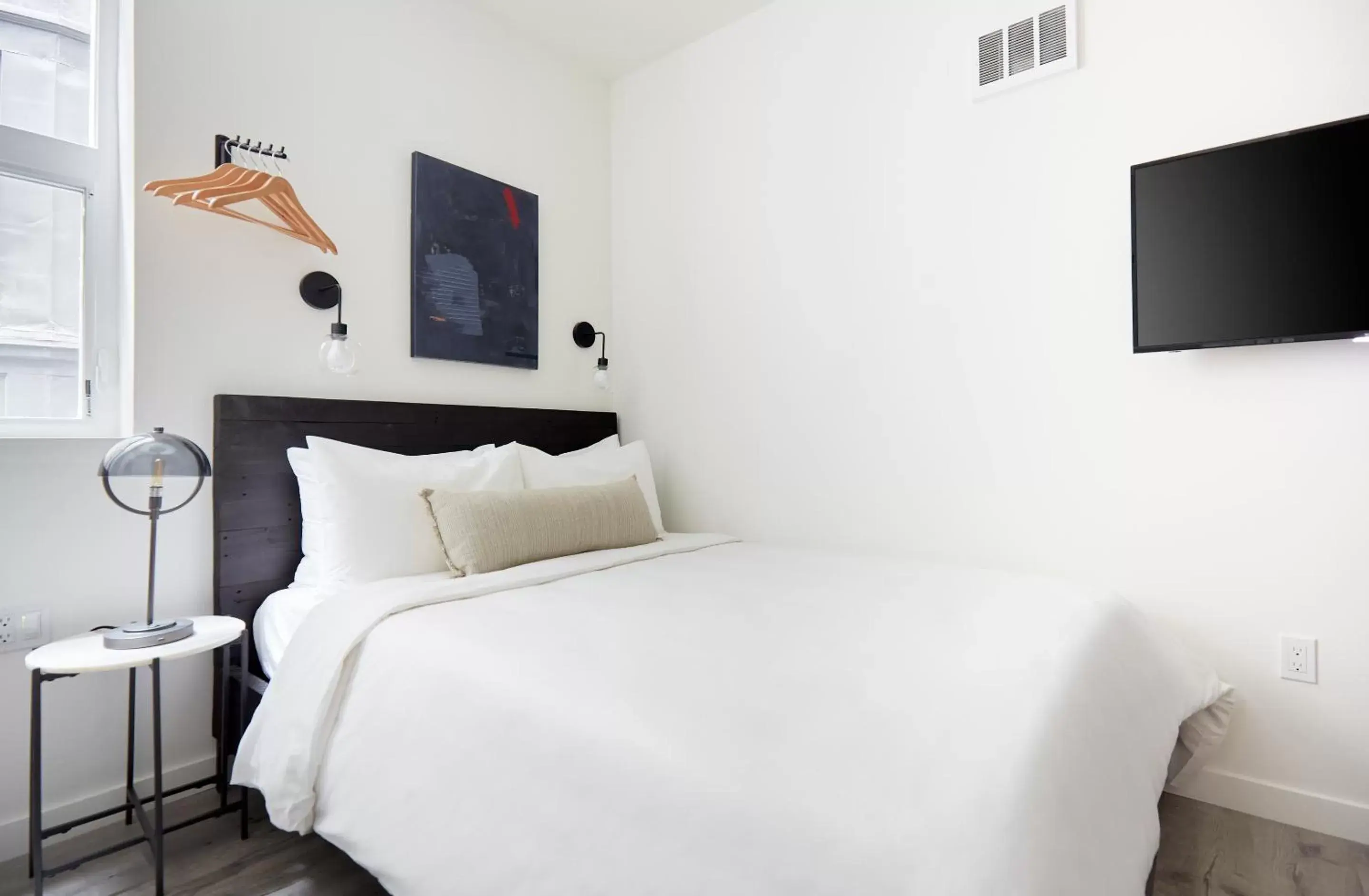 Studio - Disability Access in The Boylston Hotel Capitol Hill Studio - Disability Access in The Boylston Hotel Capitol Hill