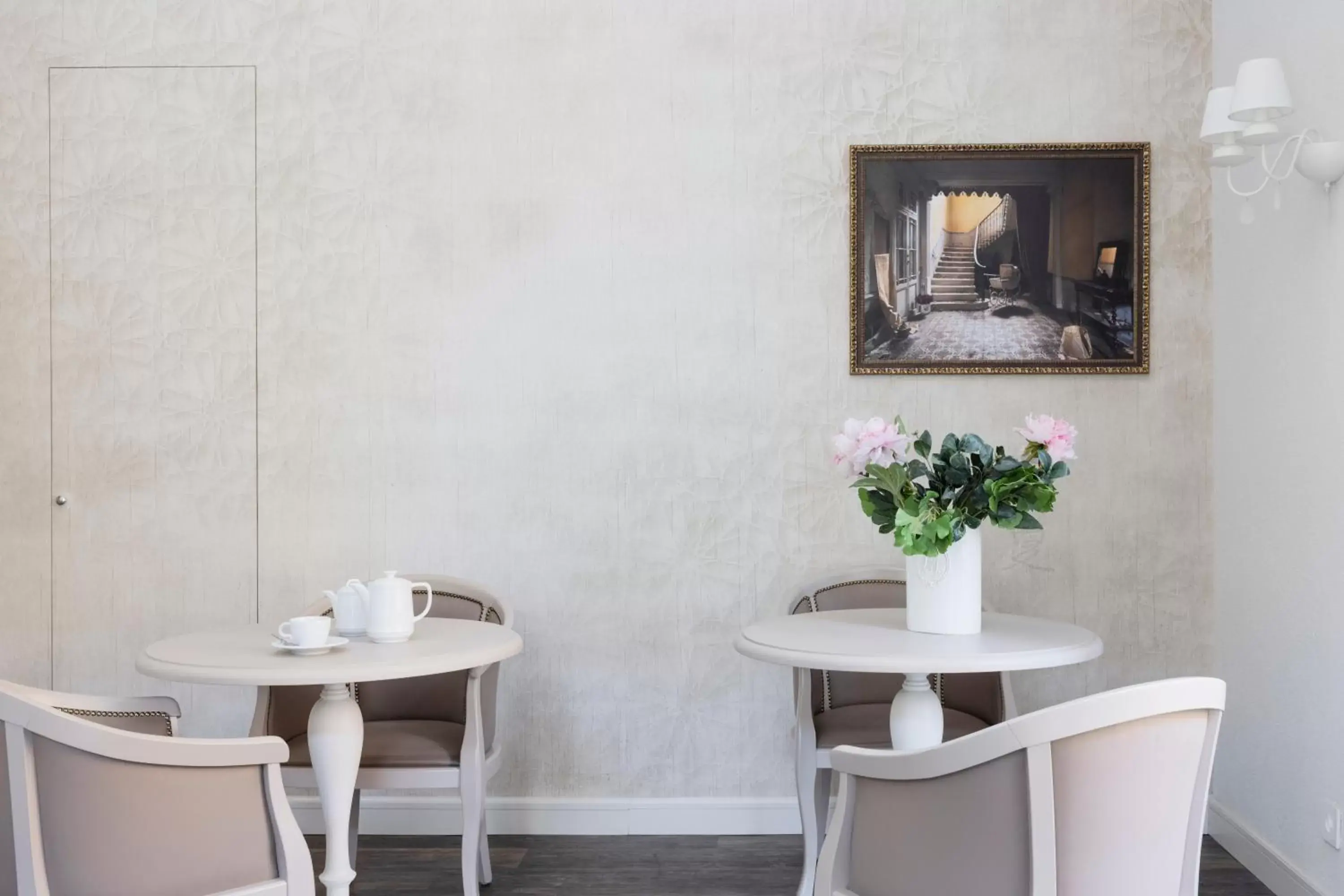 Breakfast, Dining Area in Hotel Alexandra