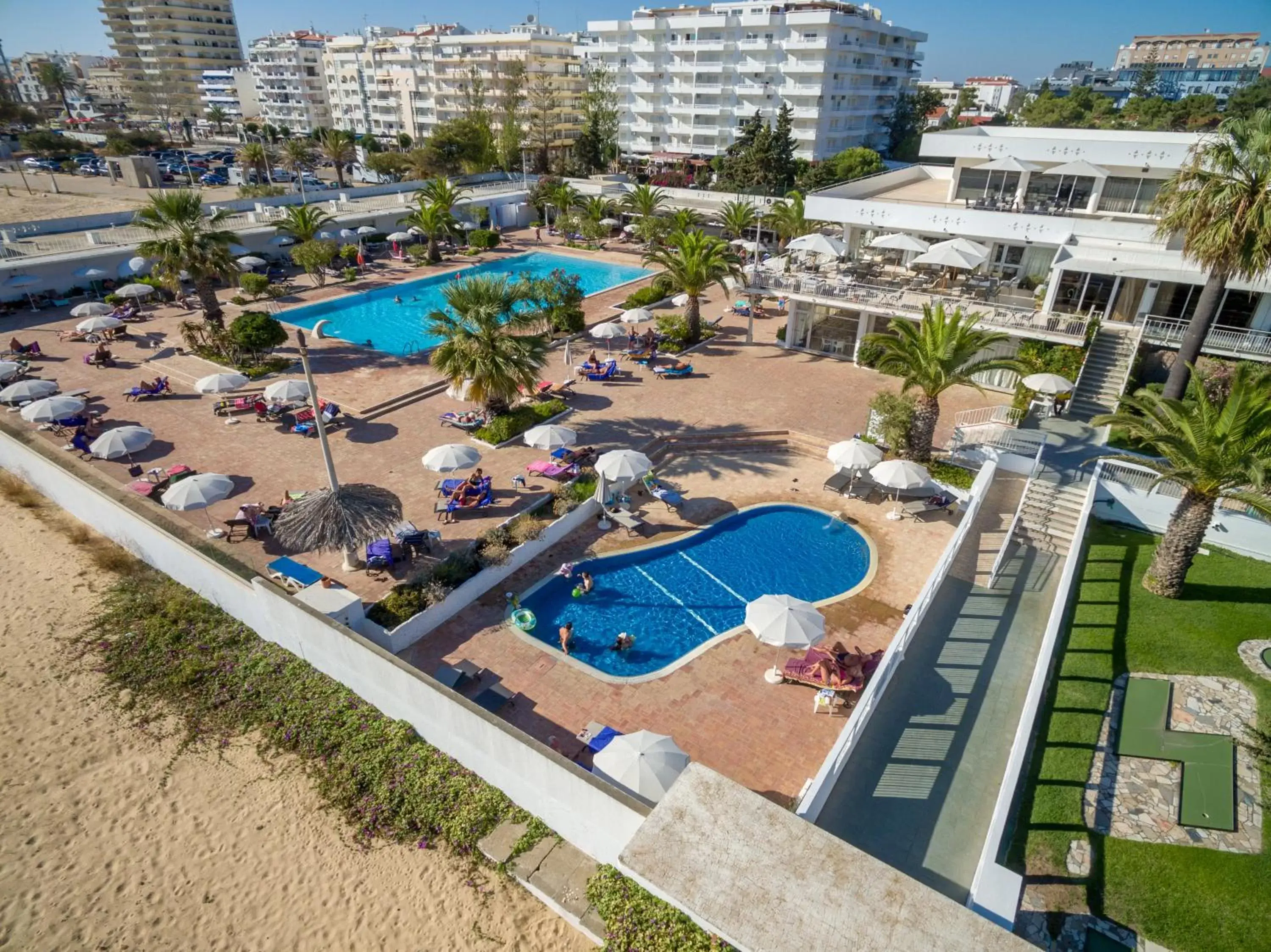 Pool View in Hotel Vasco Da Gama