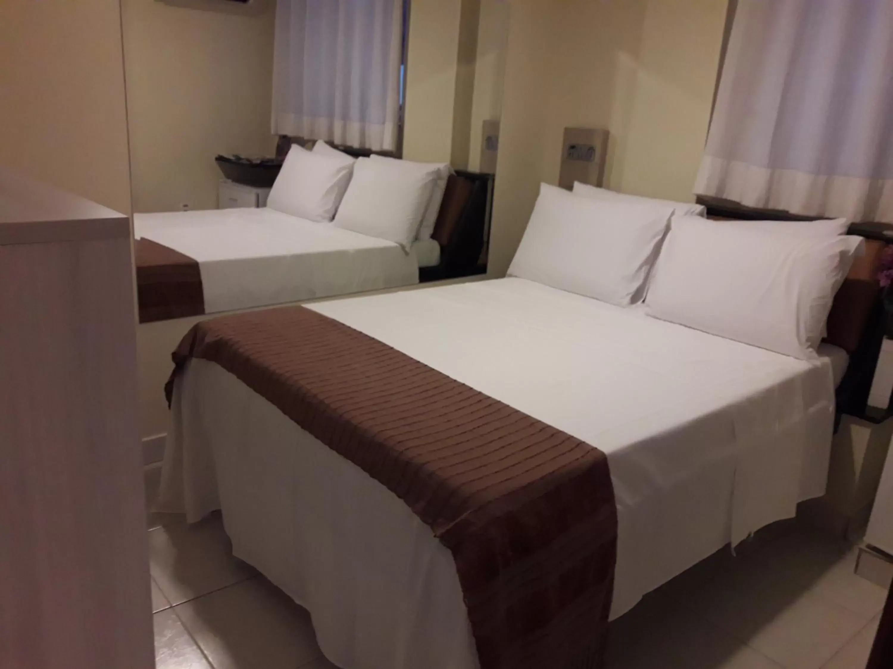 Standard Room - single occupancy in Hotel Sempre Executive Standard Room - single occupancy in Hotel Sempre Executive