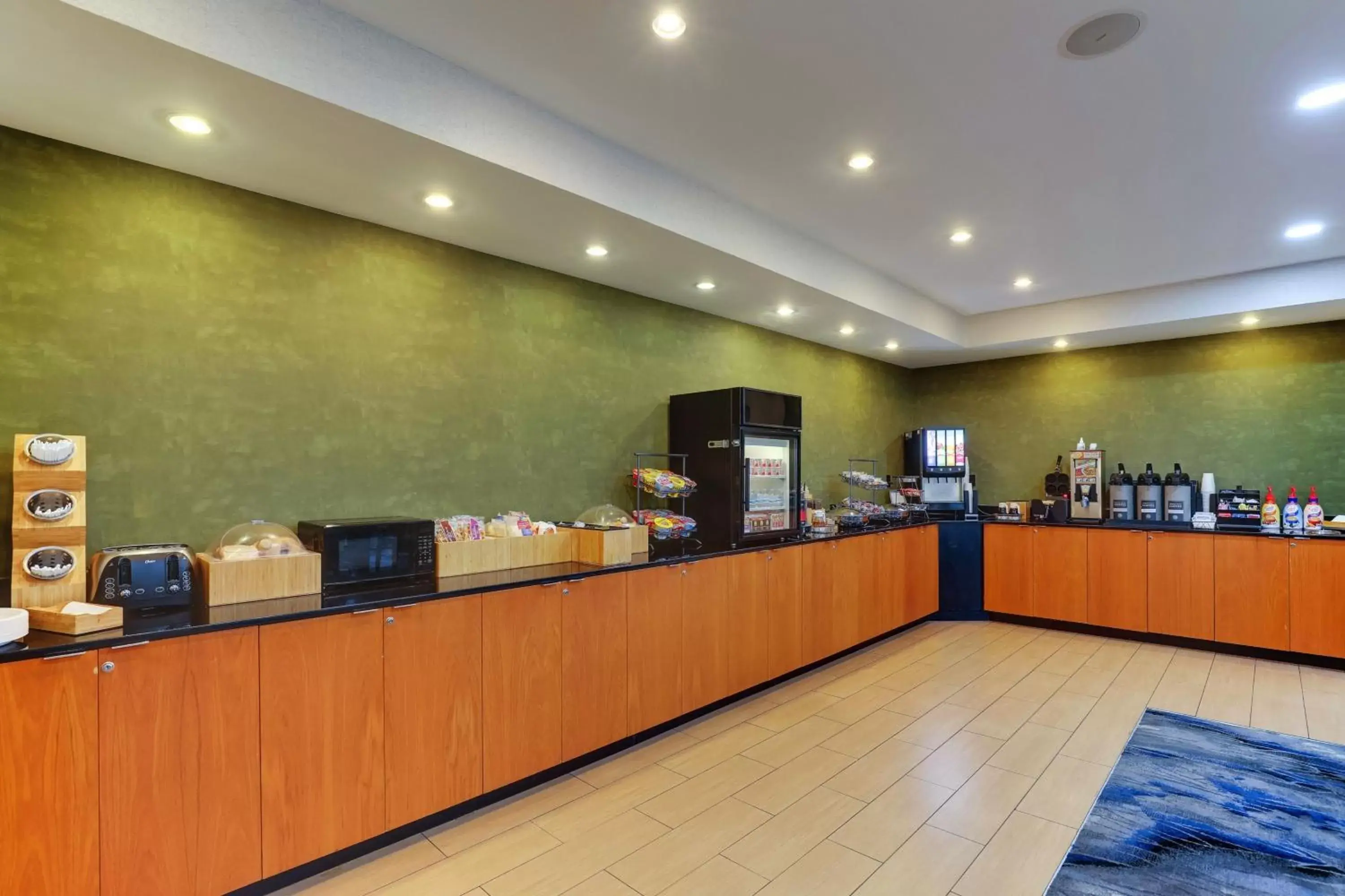 Breakfast, Restaurant/Places to Eat in Fairfield Inn & Suites by Marriott Fort Worth I-30 West Near NAS JRB