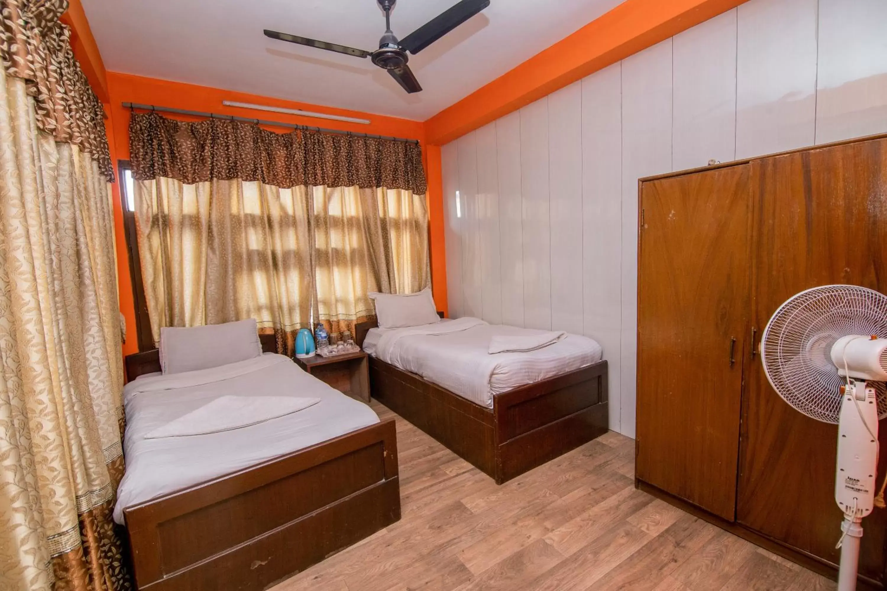 Property building, Bed in Hotel Pomelo House
