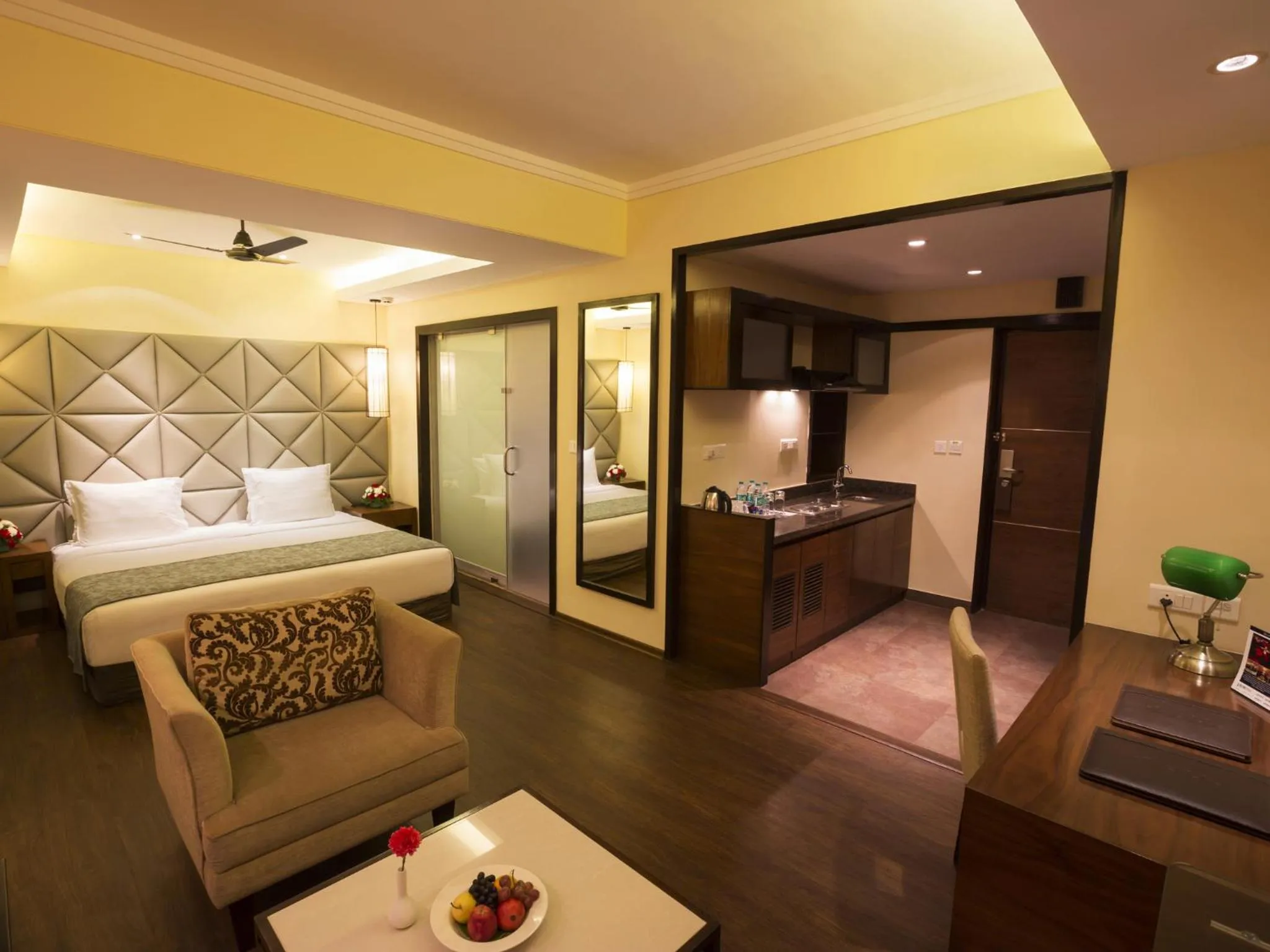 Photo of the whole room, Bed in Deltin Suites